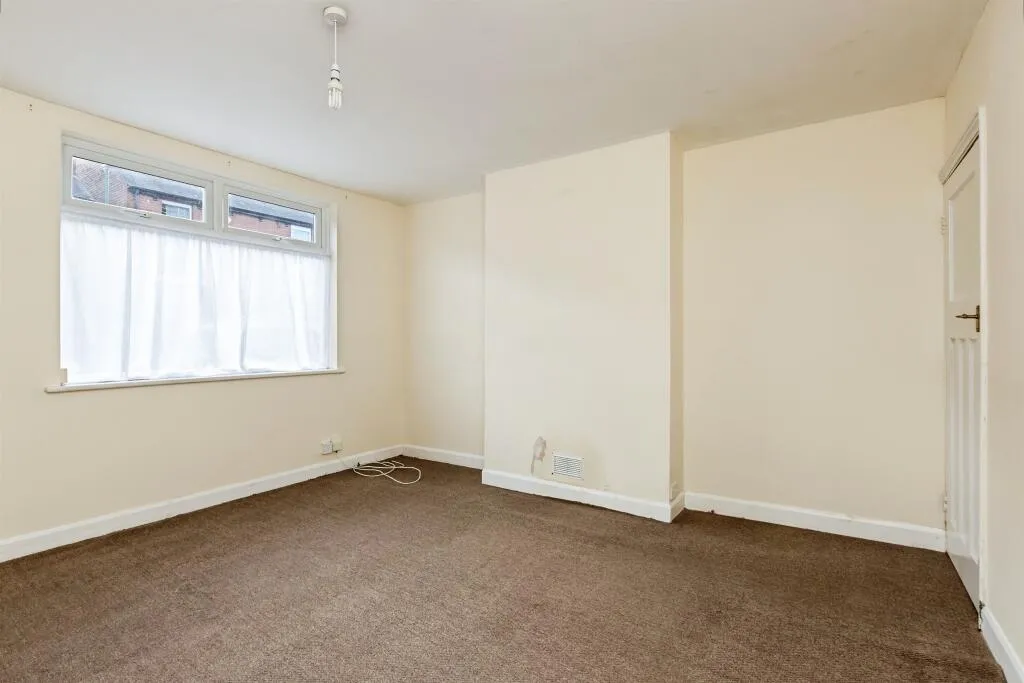 2 bed Semi-Detached