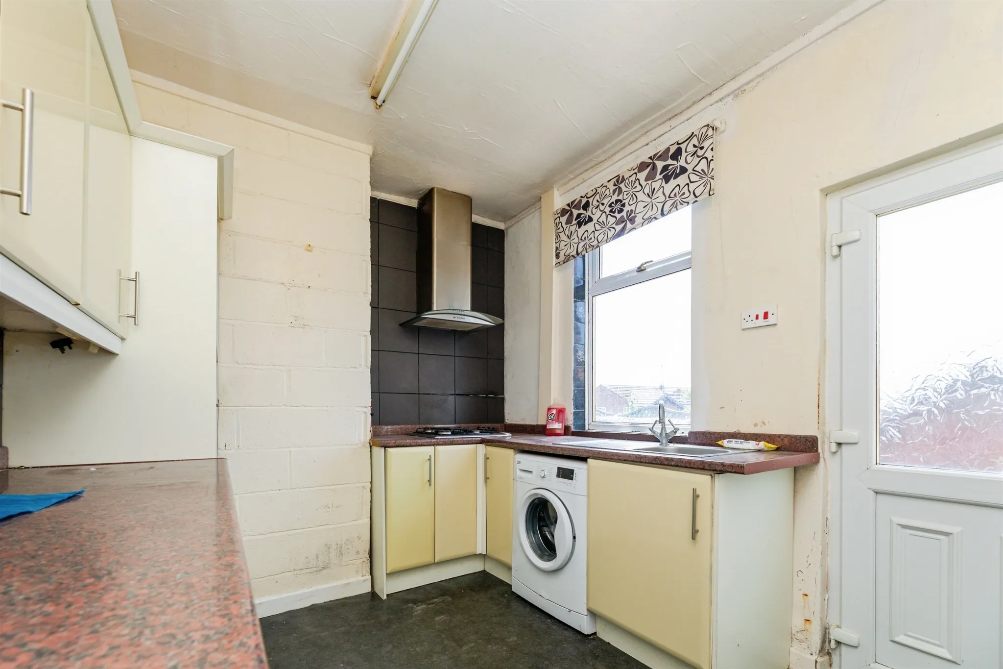 3 bed End of Terrace
