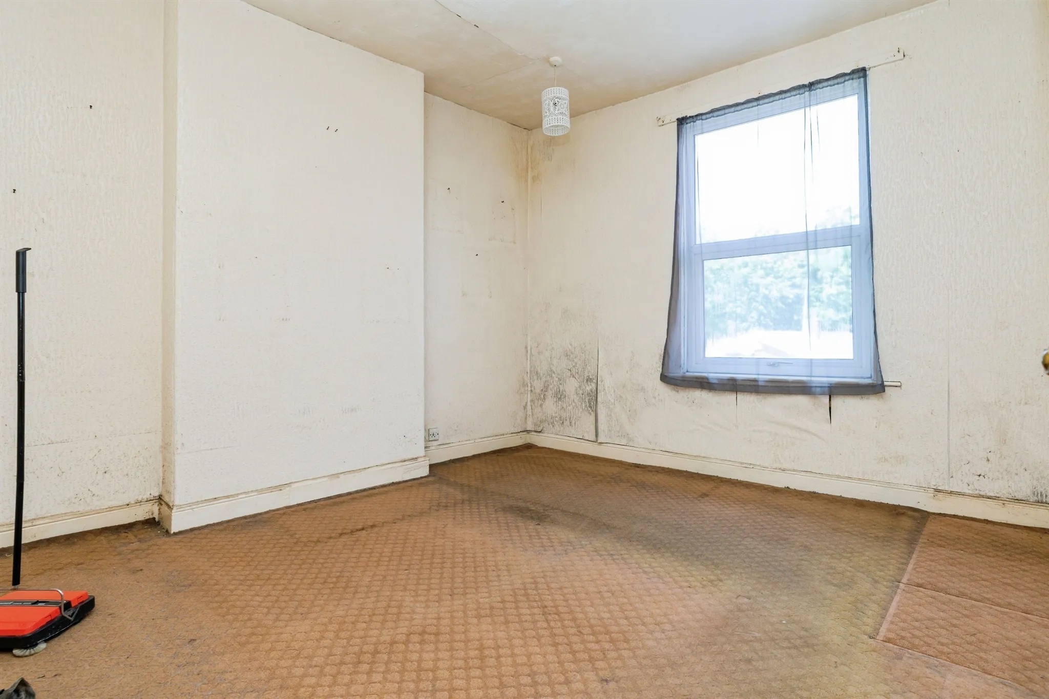 3 bed End of Terrace
