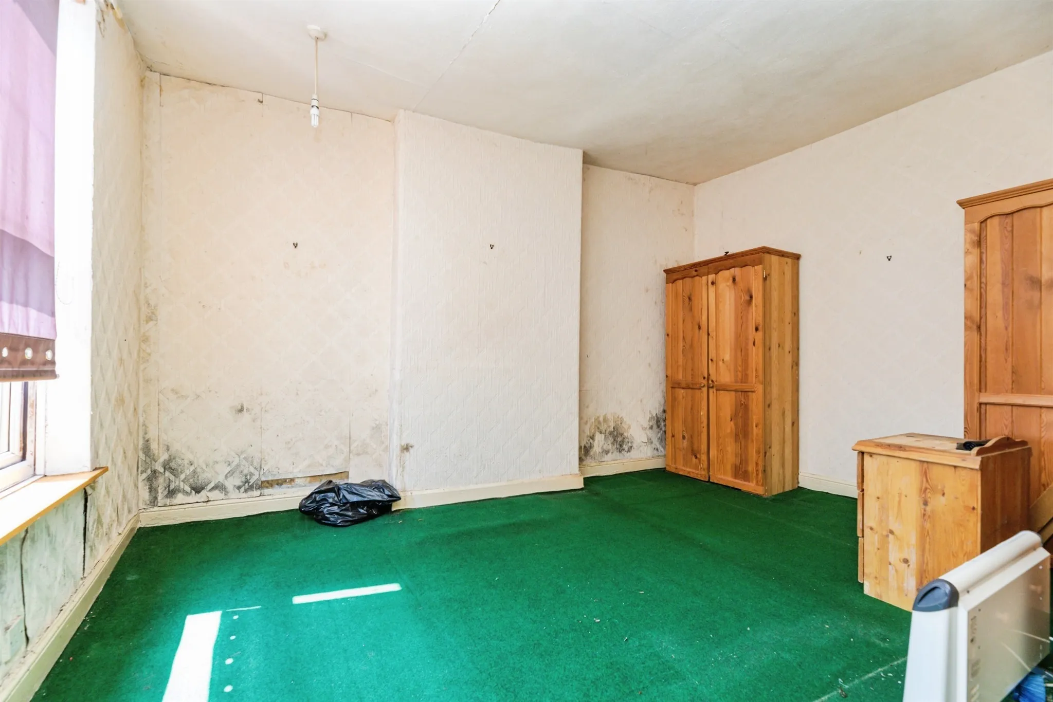 3 bed End of Terrace