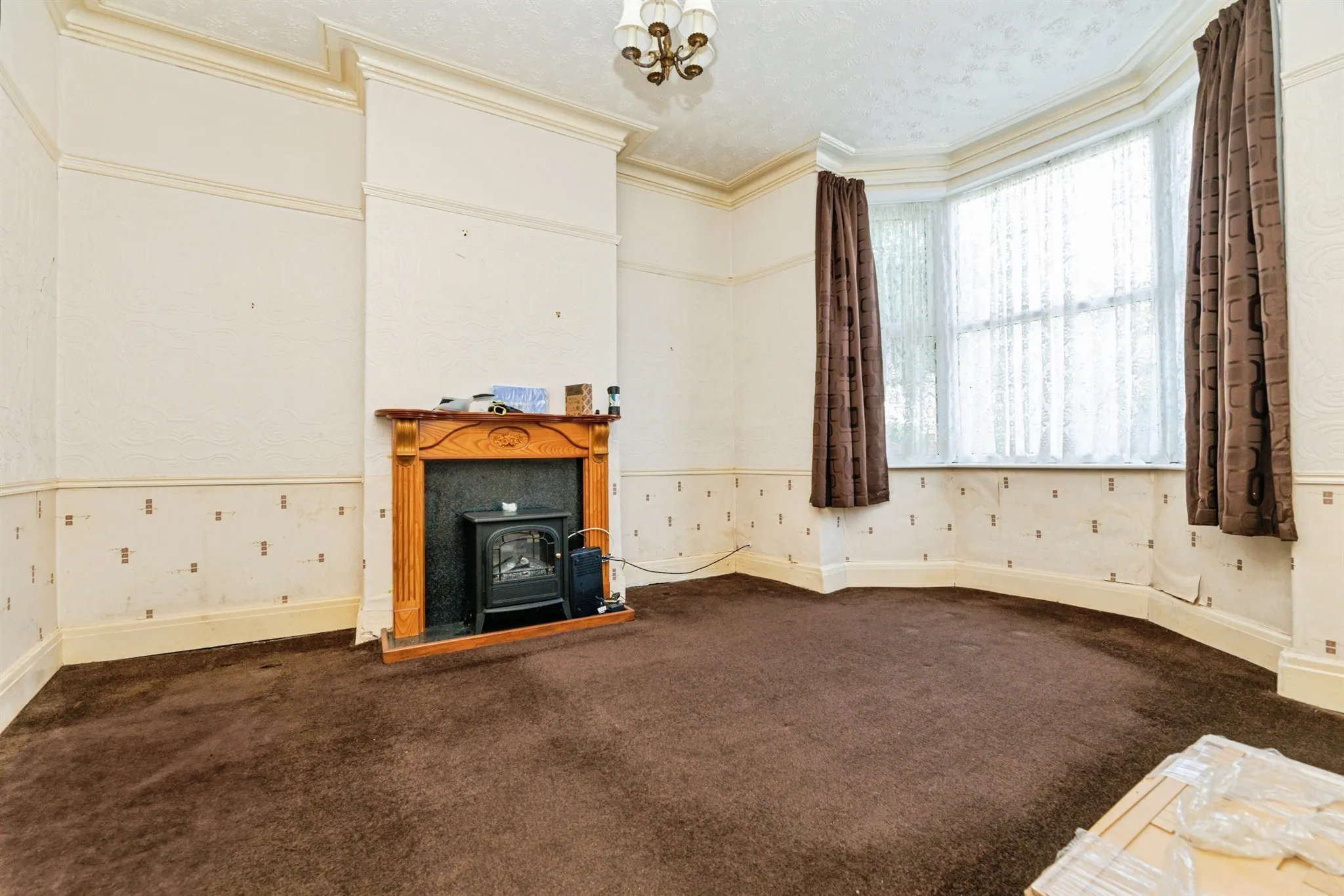 3 bed End of Terrace