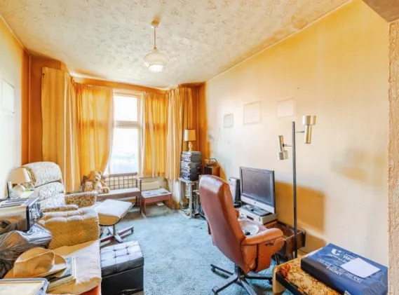 3 bed Terraced