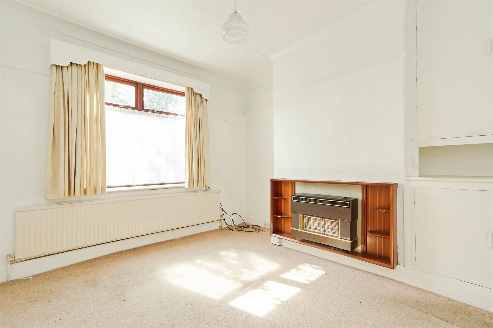 3 bed Semi-Detached