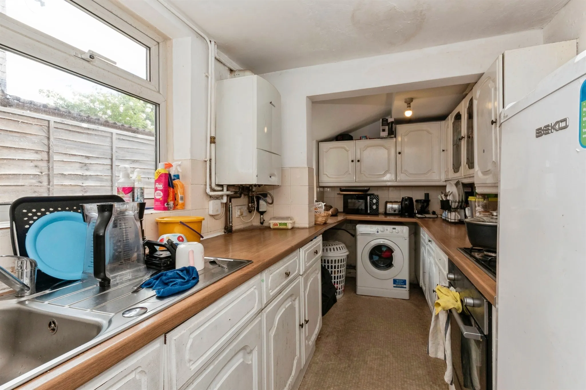 2 bed House