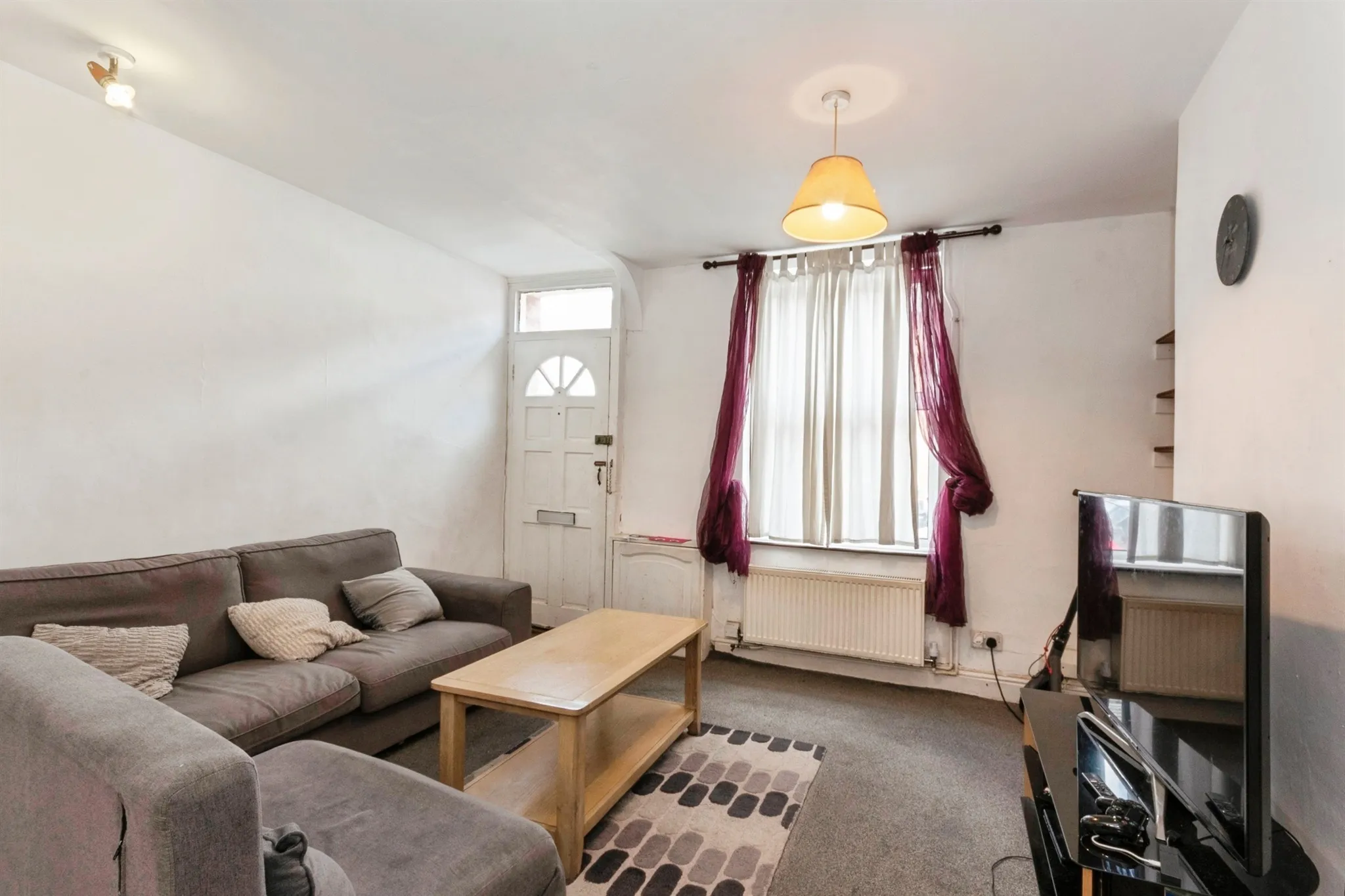 2 bed House