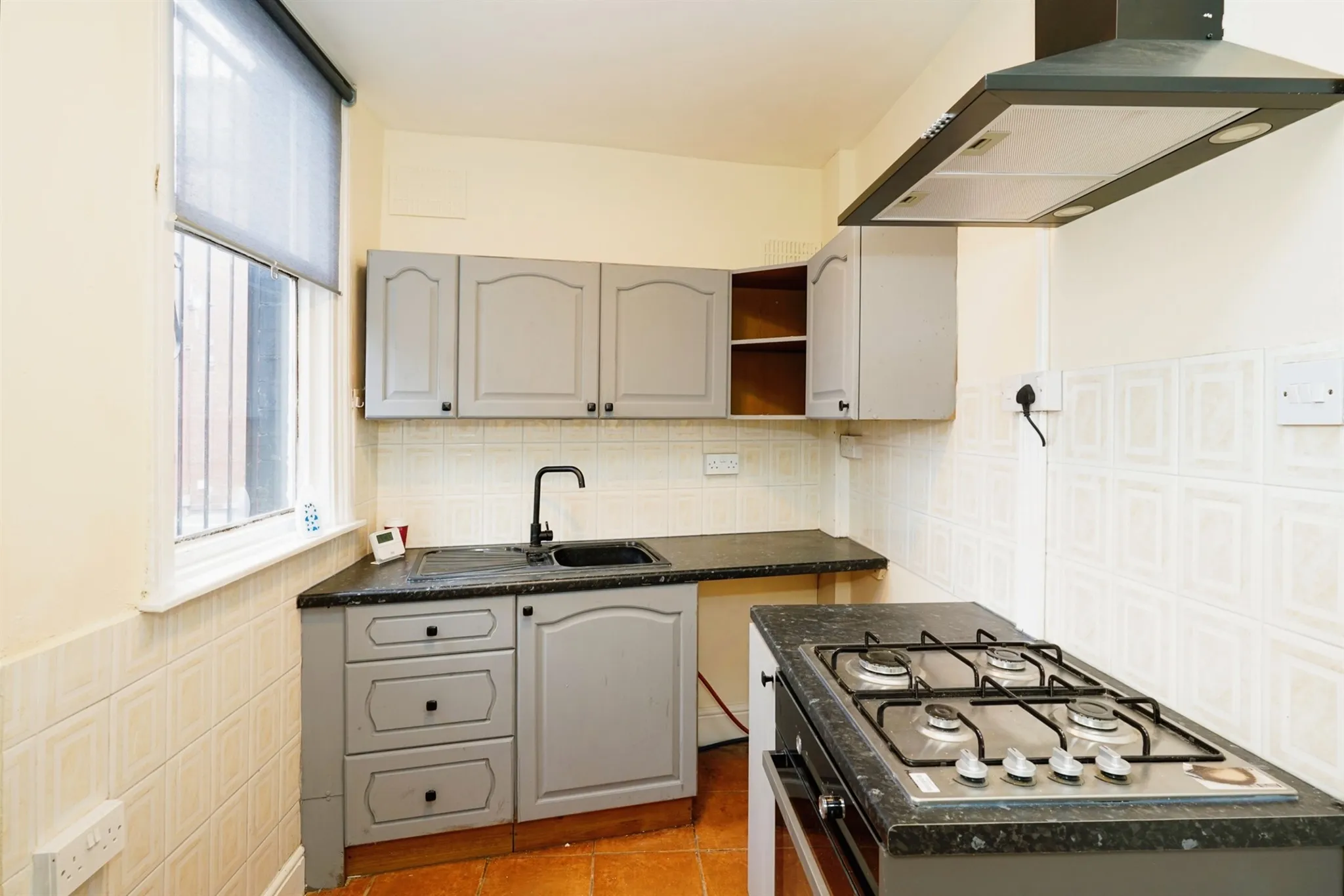 2 bed End of Terrace