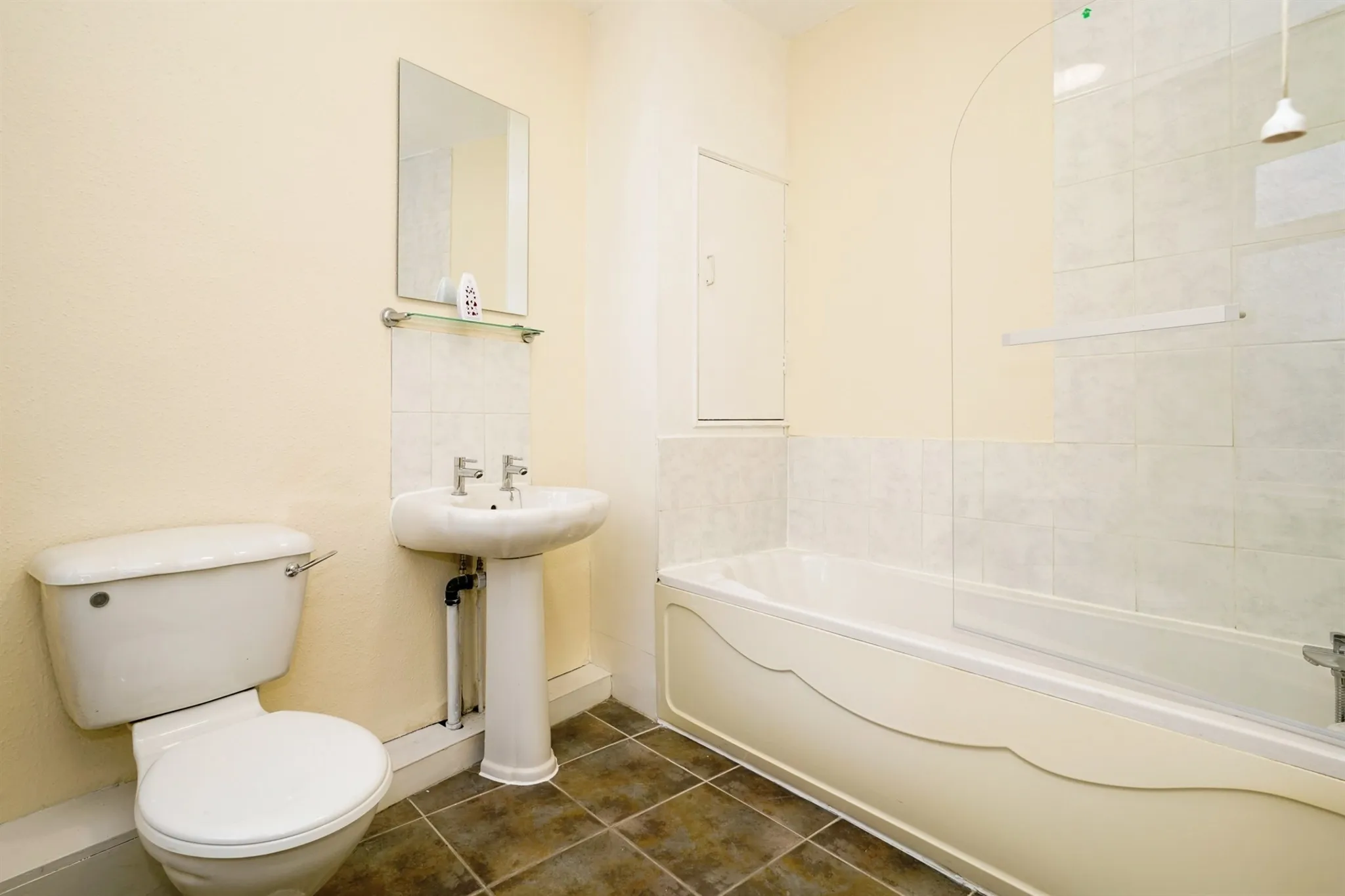 2 bed End of Terrace