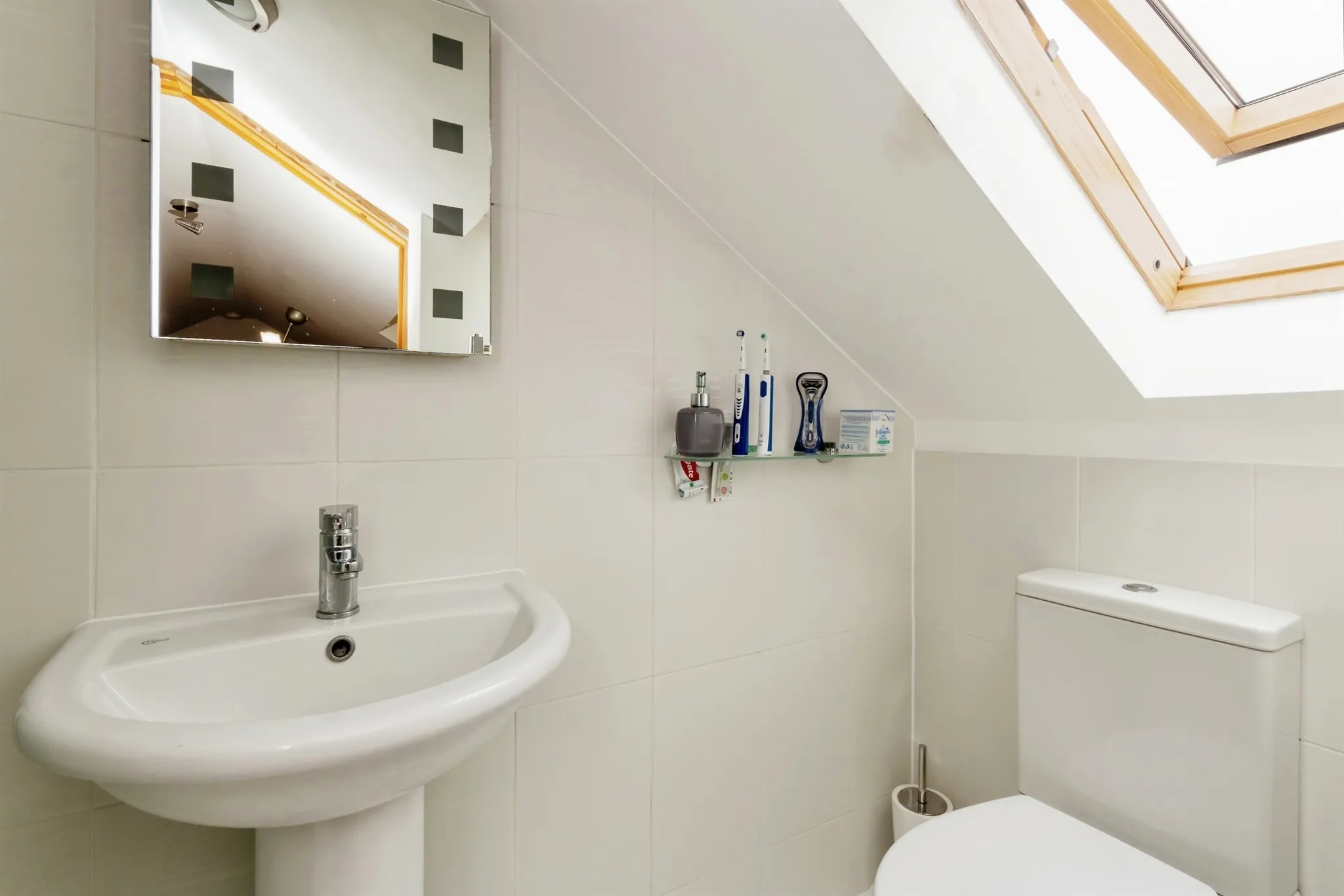 4 bed Semi-Detached