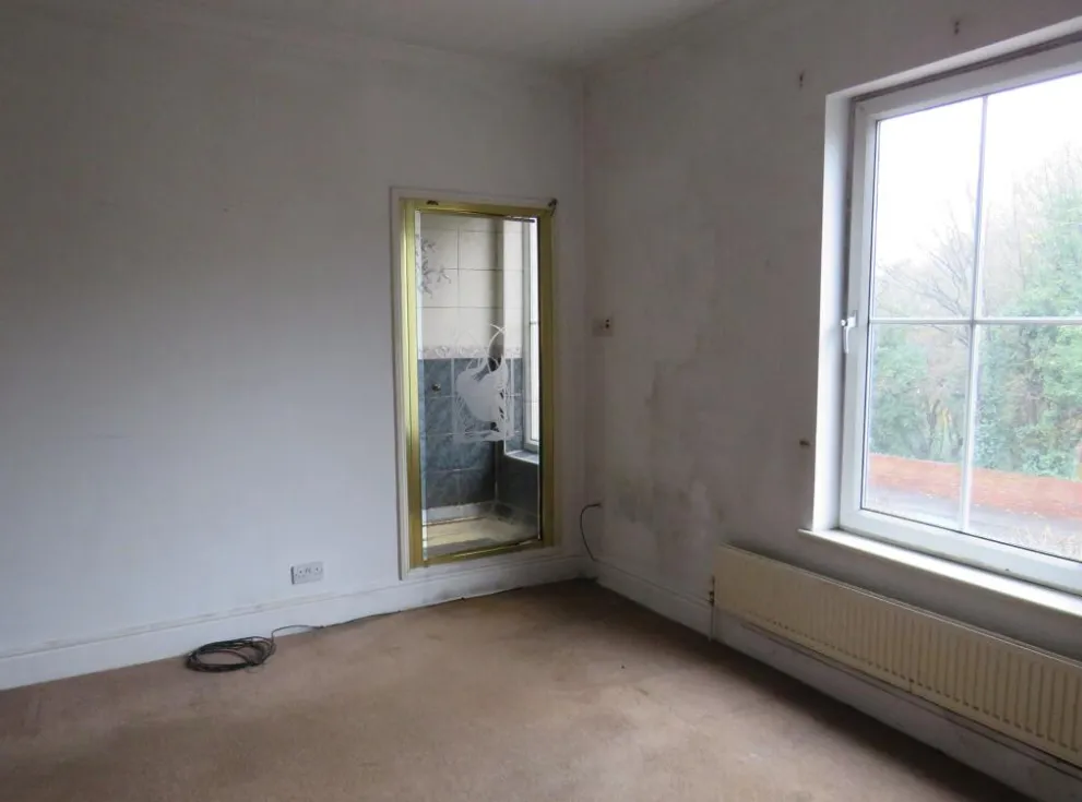 4 bed Detached