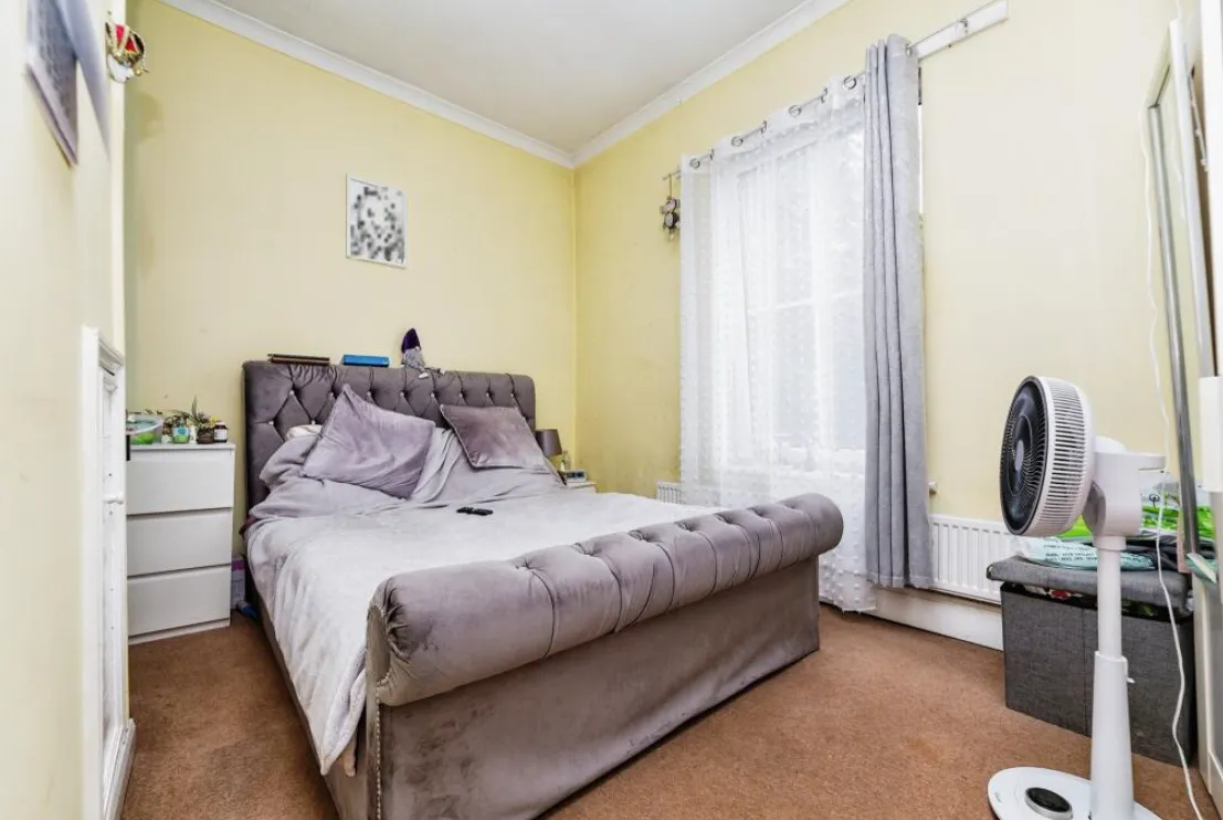 4 bed Detached