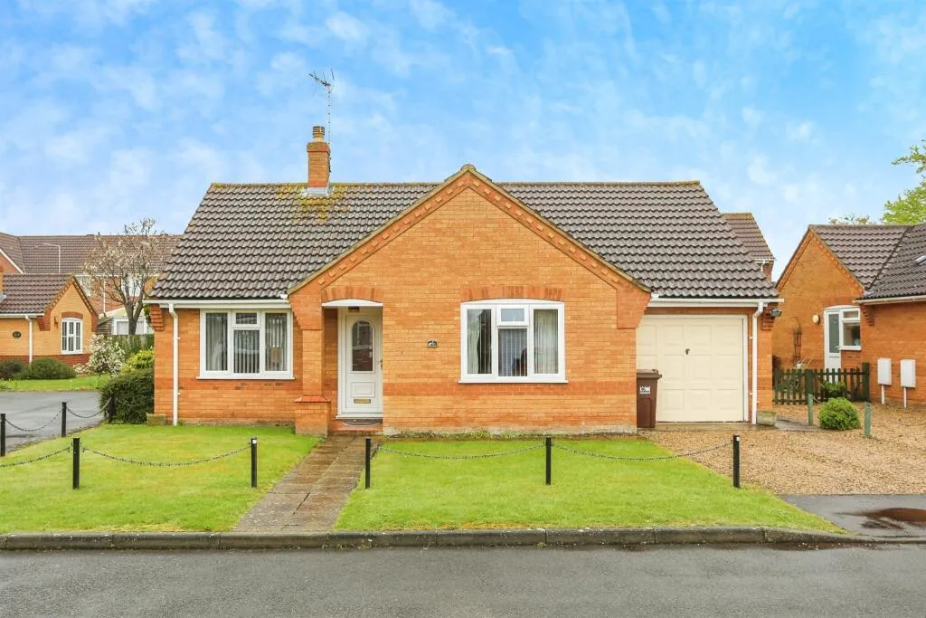 2 bed Detached