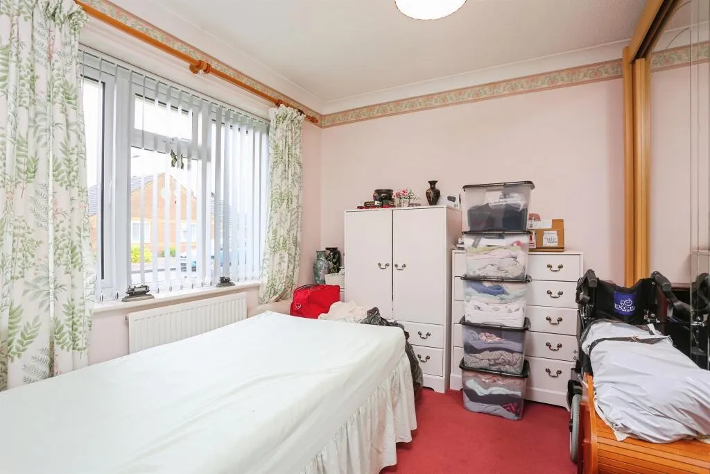 2 bed Detached
