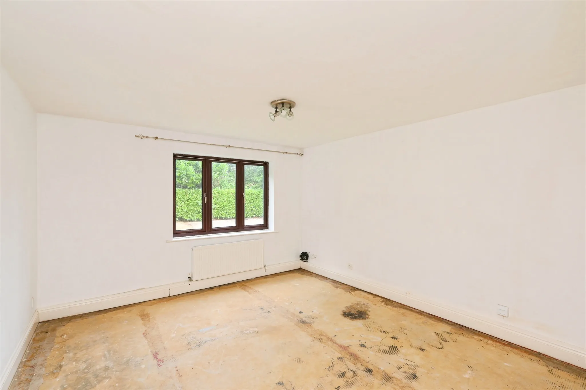 1 bed Ground Flat