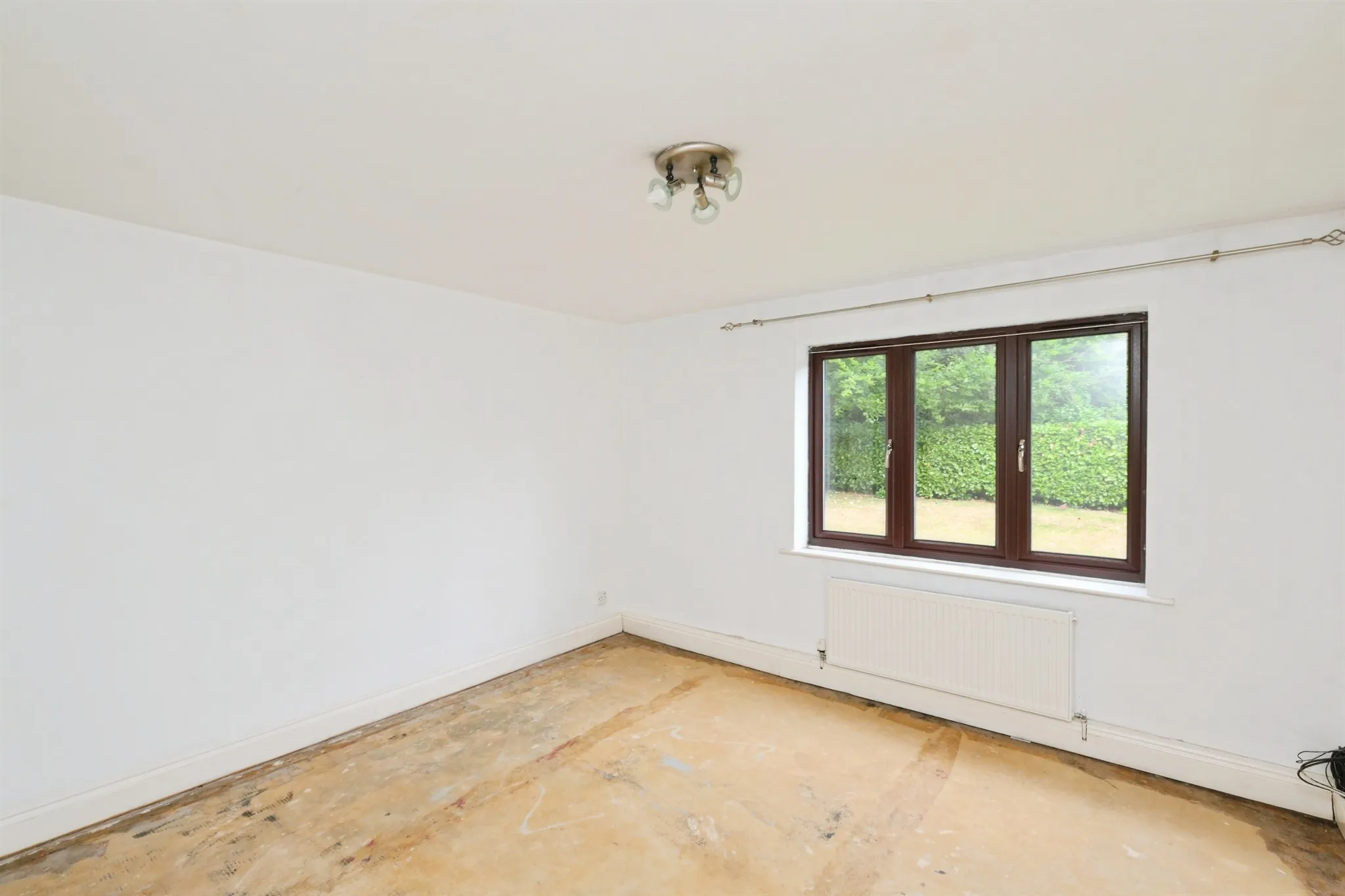 1 bed Ground Flat