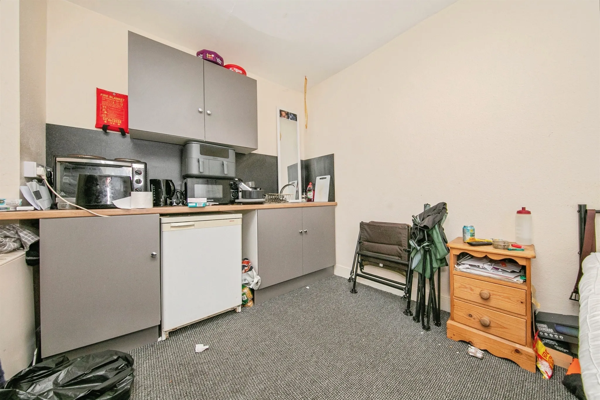 5 bed Semi-Detached