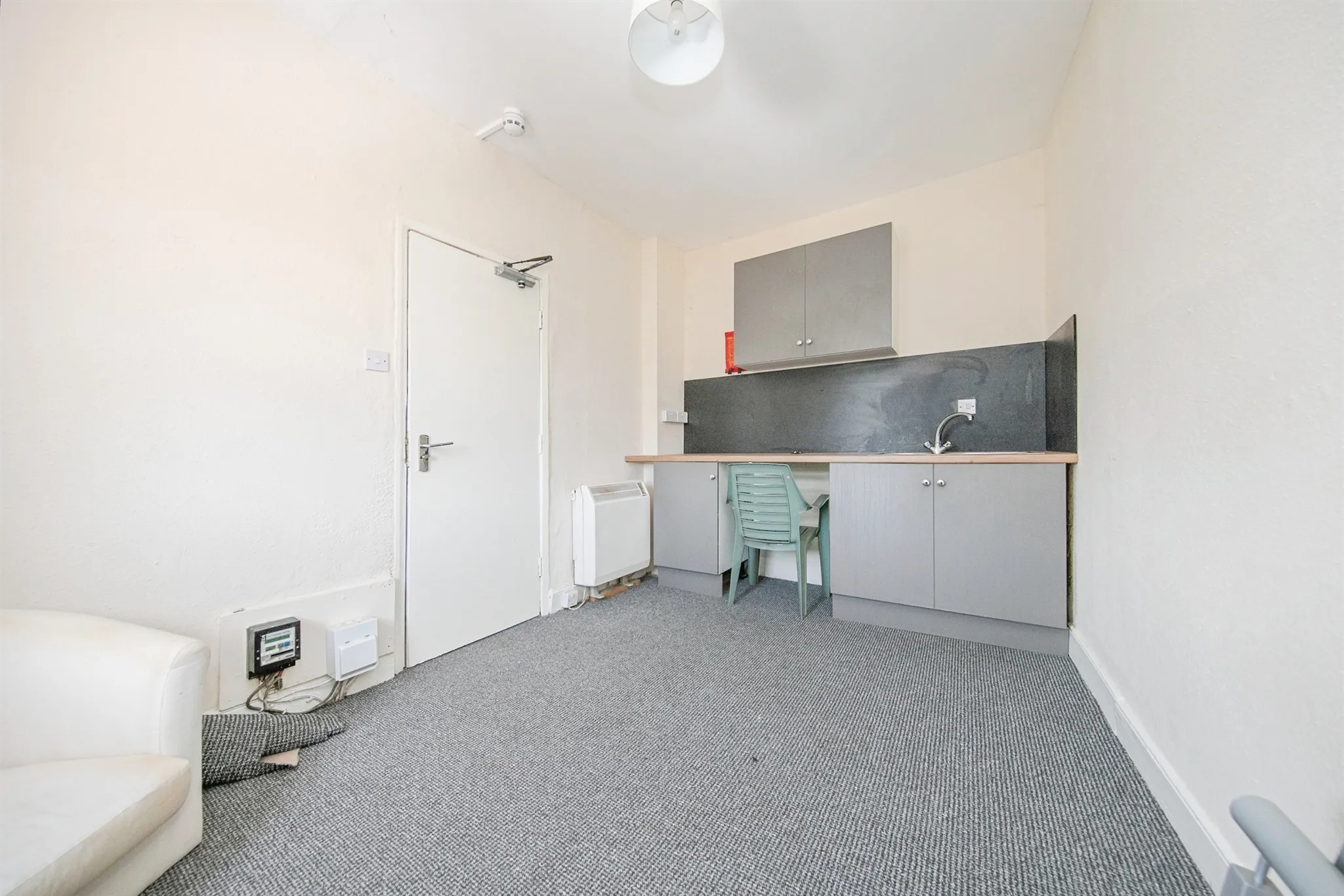 5 bed Semi-Detached