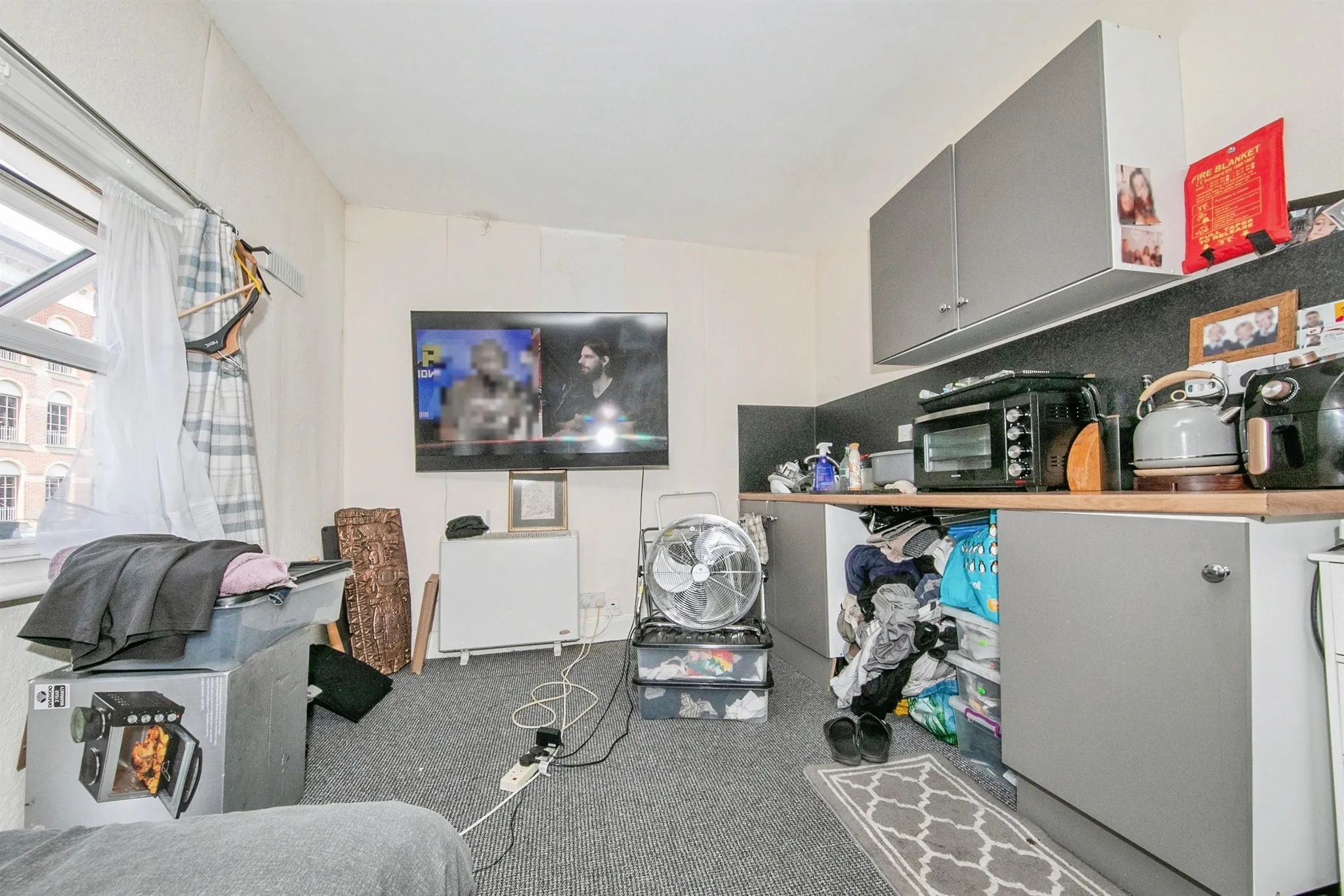 5 bed Semi-Detached