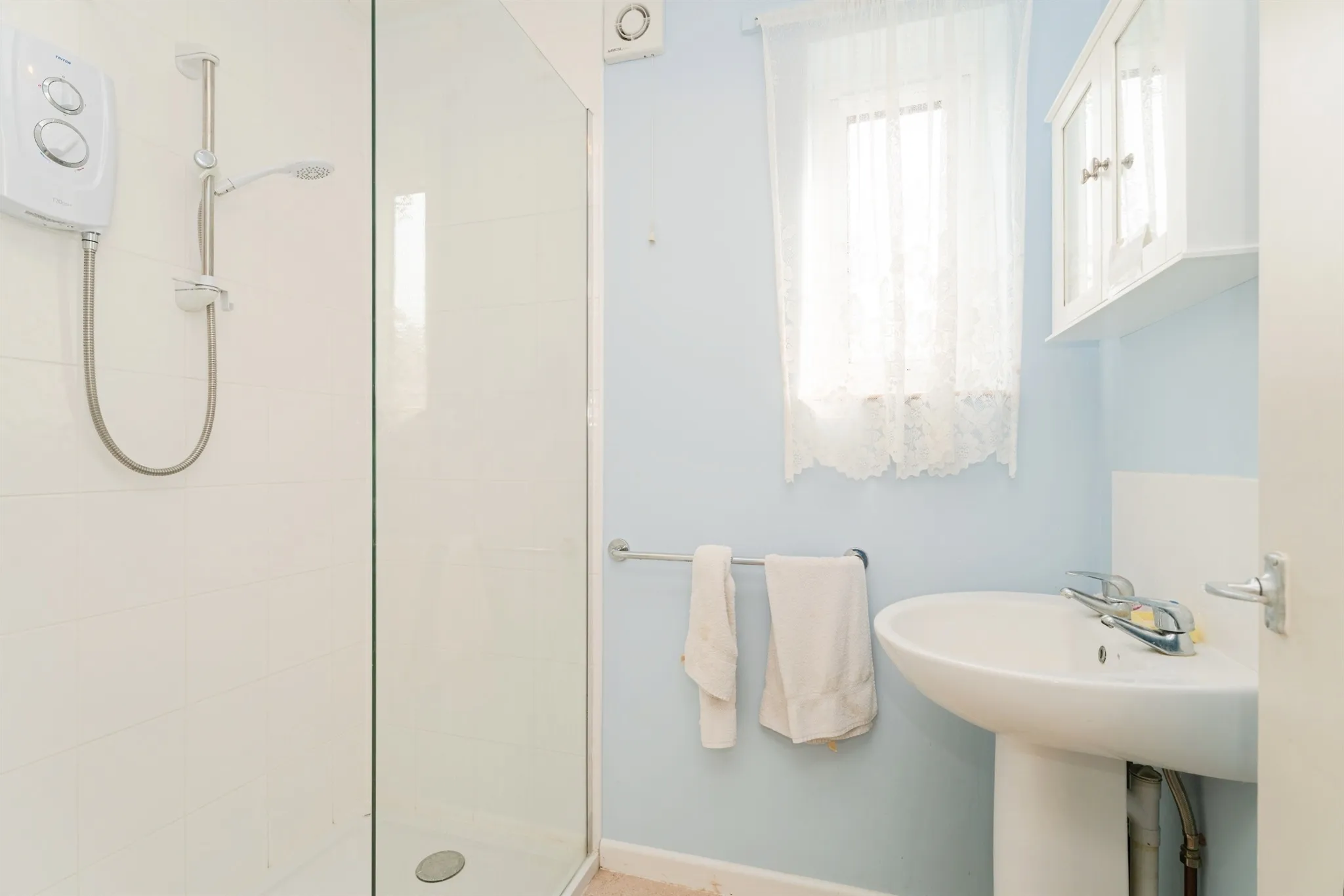 2 bed Semi-Detached
