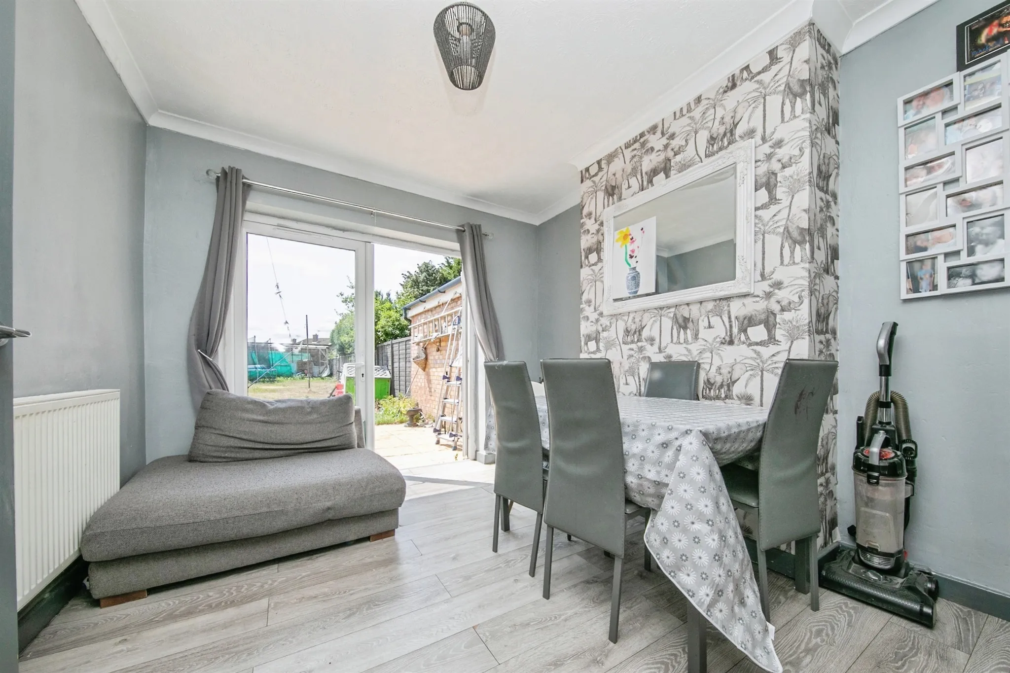 3 bed Semi-Detached