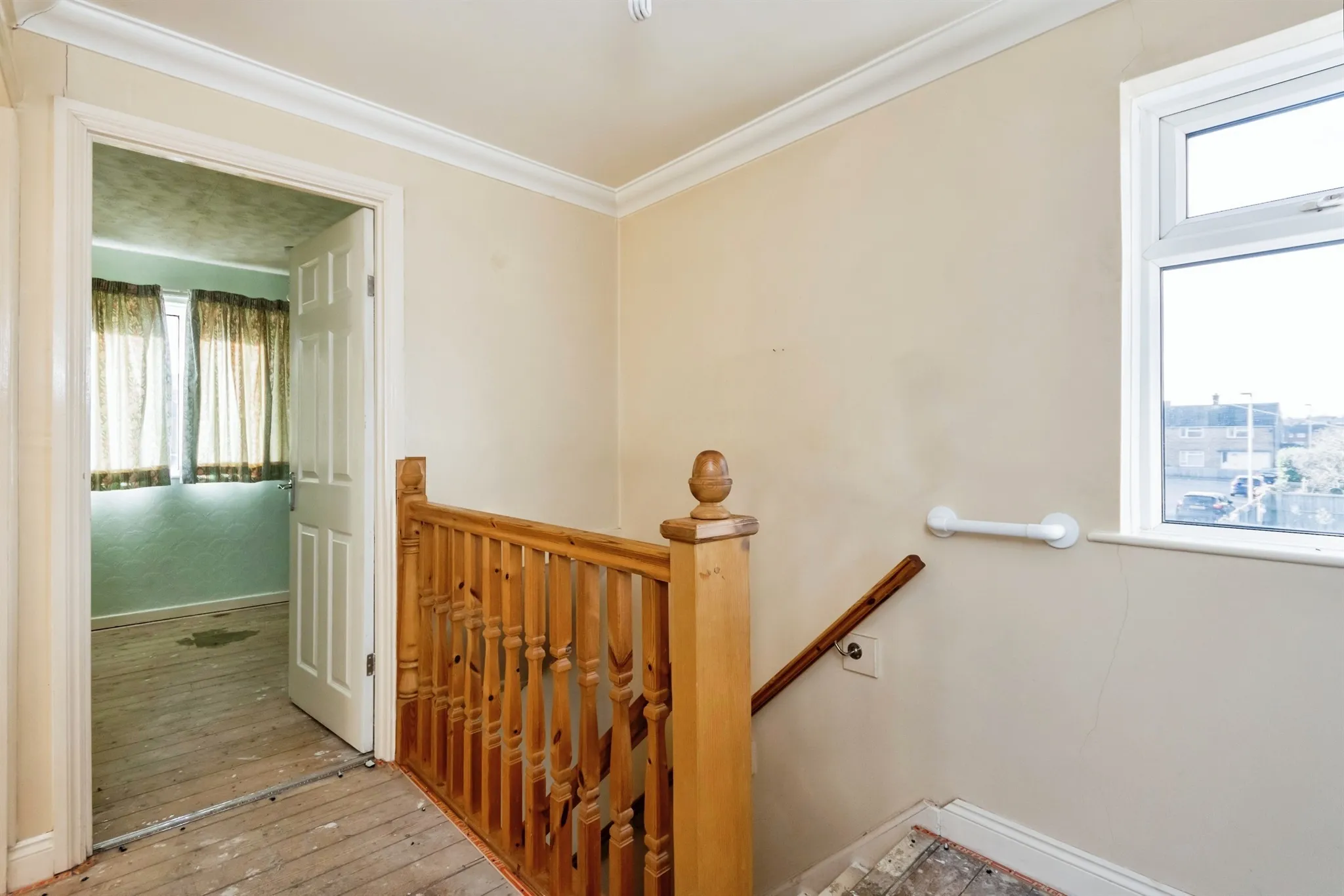 3 bed End of Terrace
