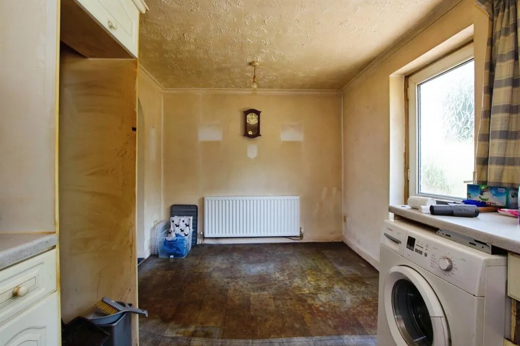 3 bed Semi-Detached