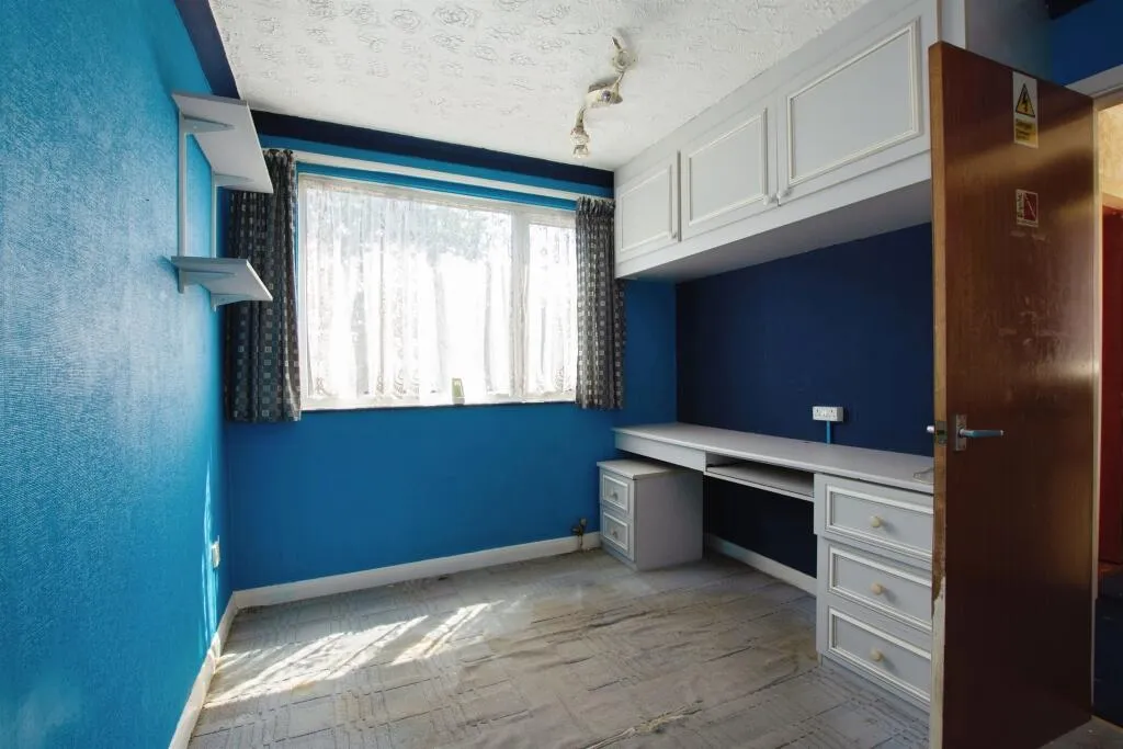 3 bed Semi-Detached