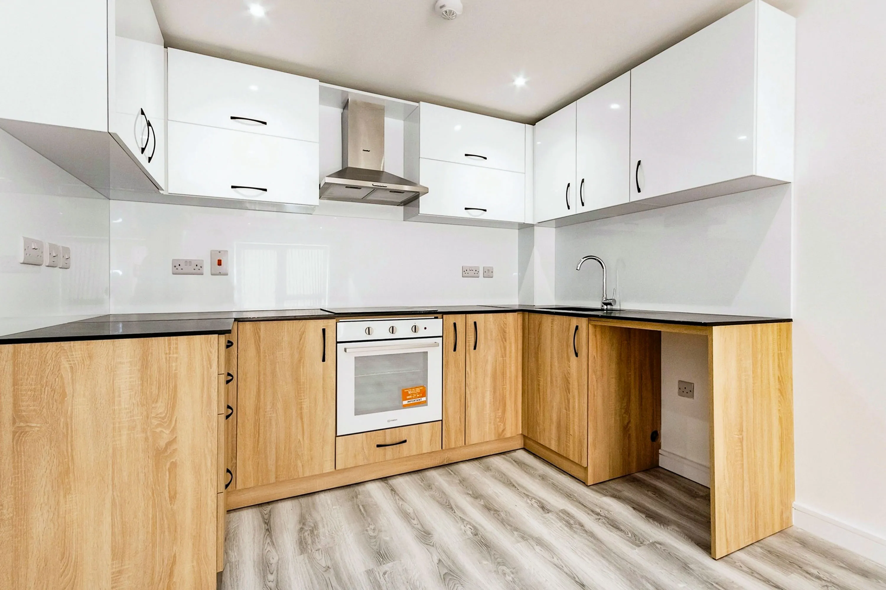 1 bed Ground Flat