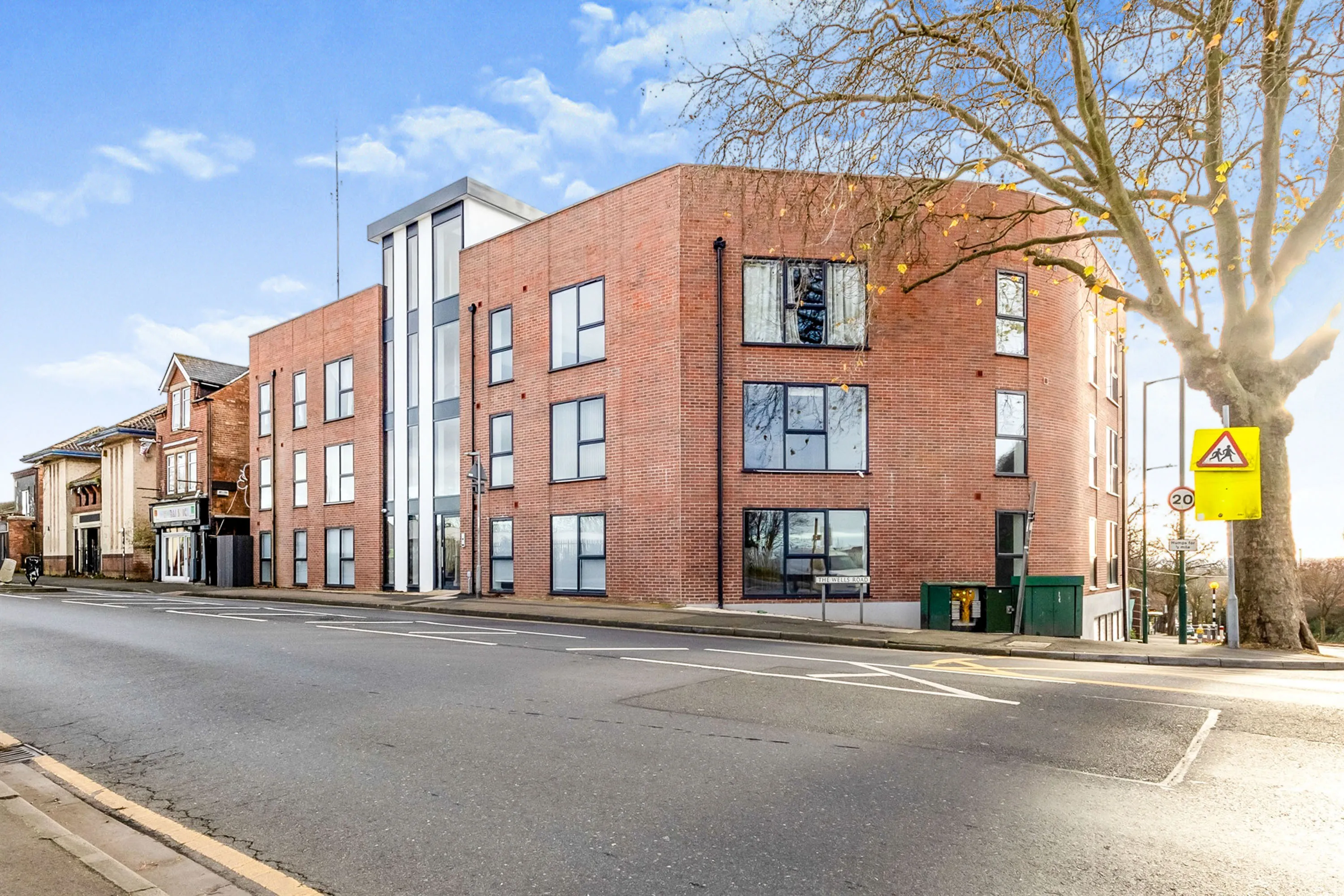 1 bed Ground Flat