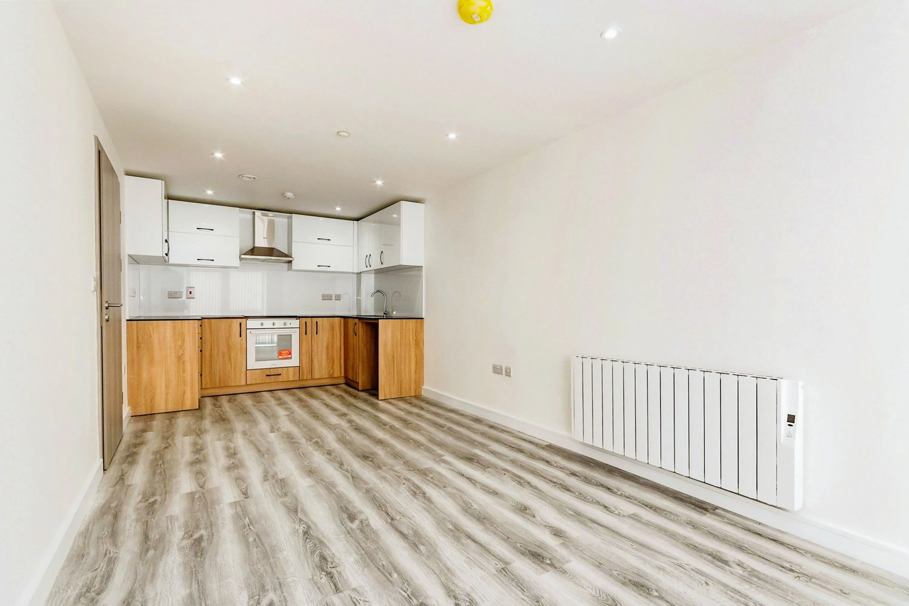 1 bed Ground Flat