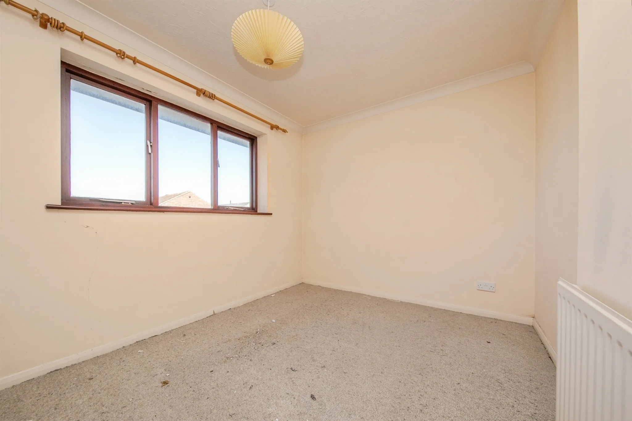 2 bed Semi-Detached