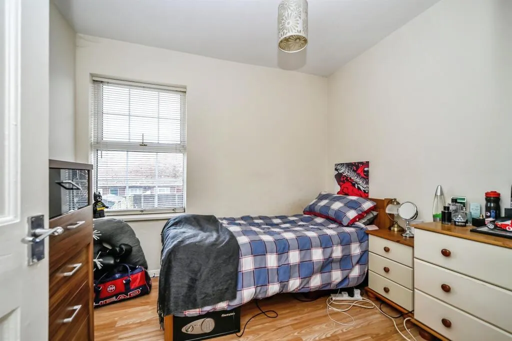 2 bed End of Terrace