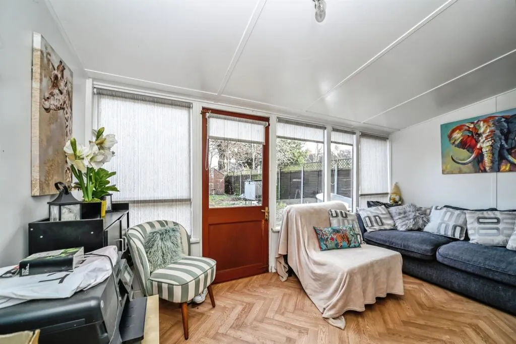 2 bed End of Terrace