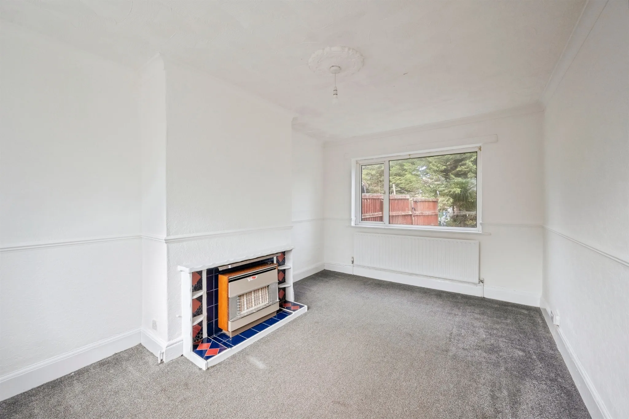 3 bed End of Terrace