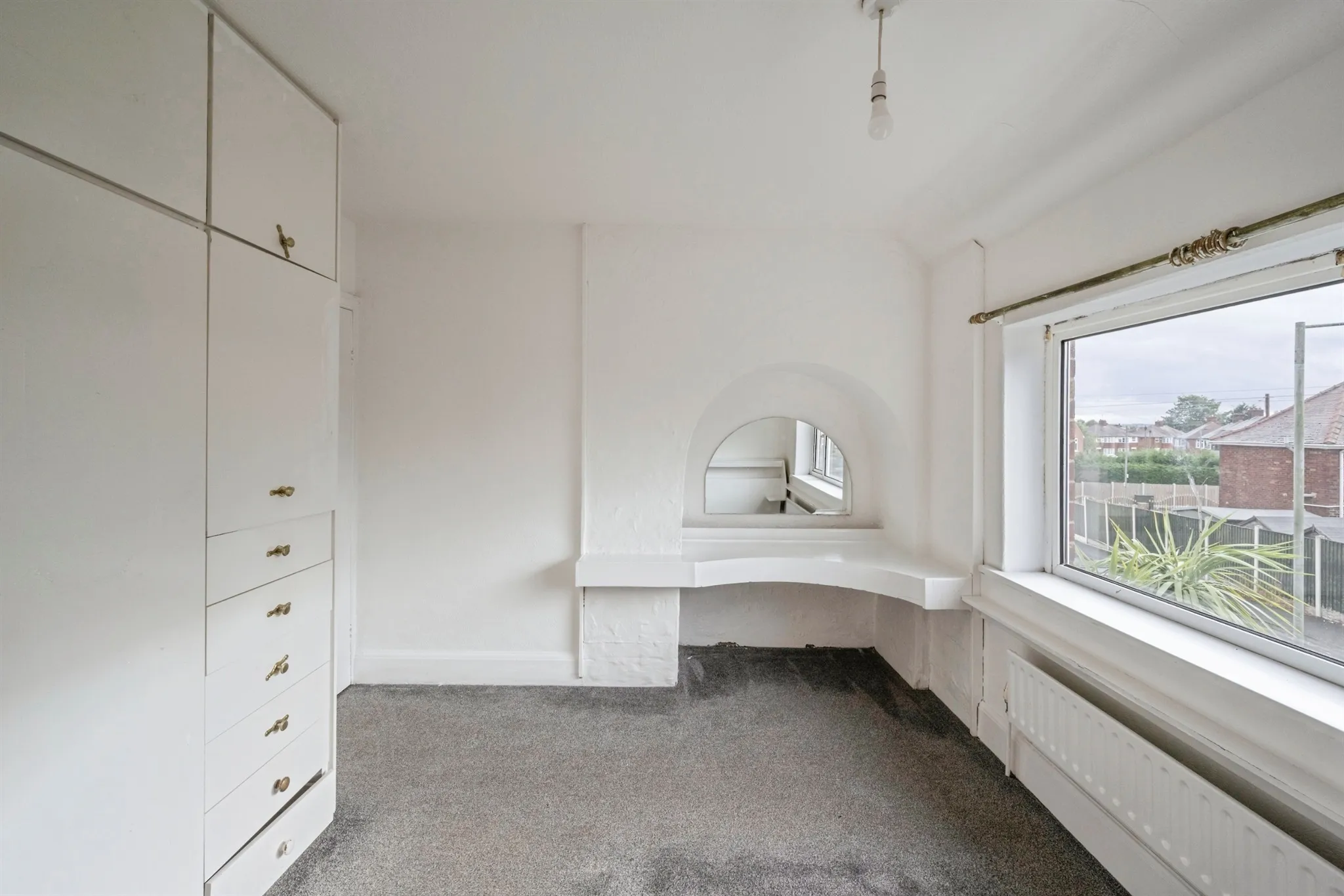 3 bed End of Terrace