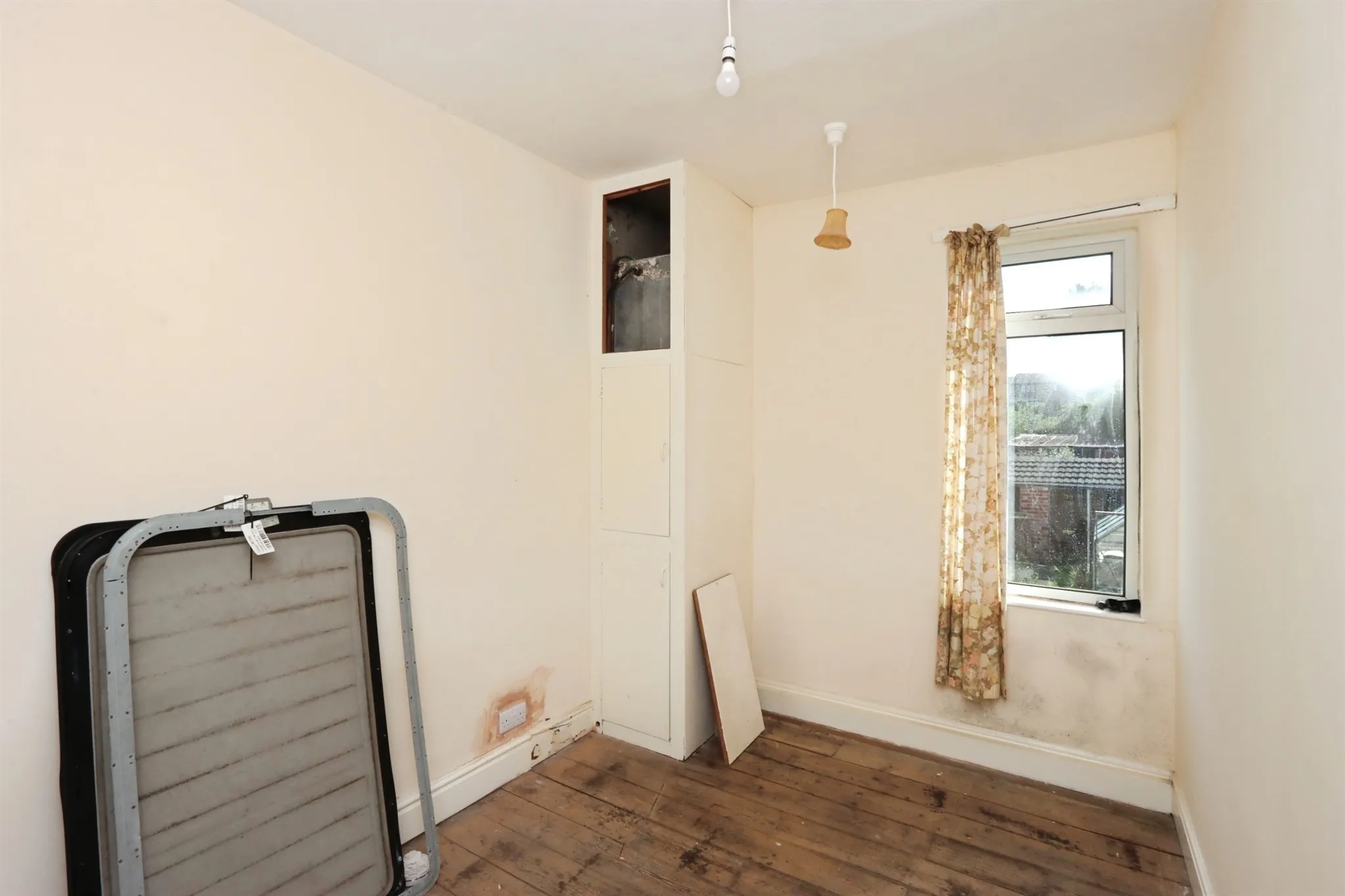 2 bed End of Terrace