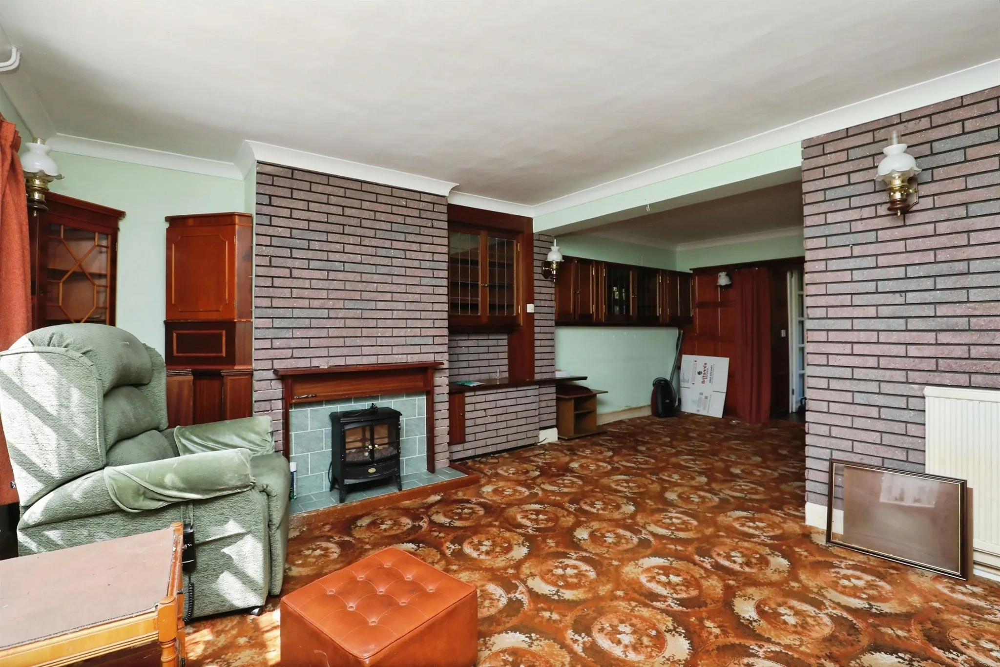 2 bed Character Property