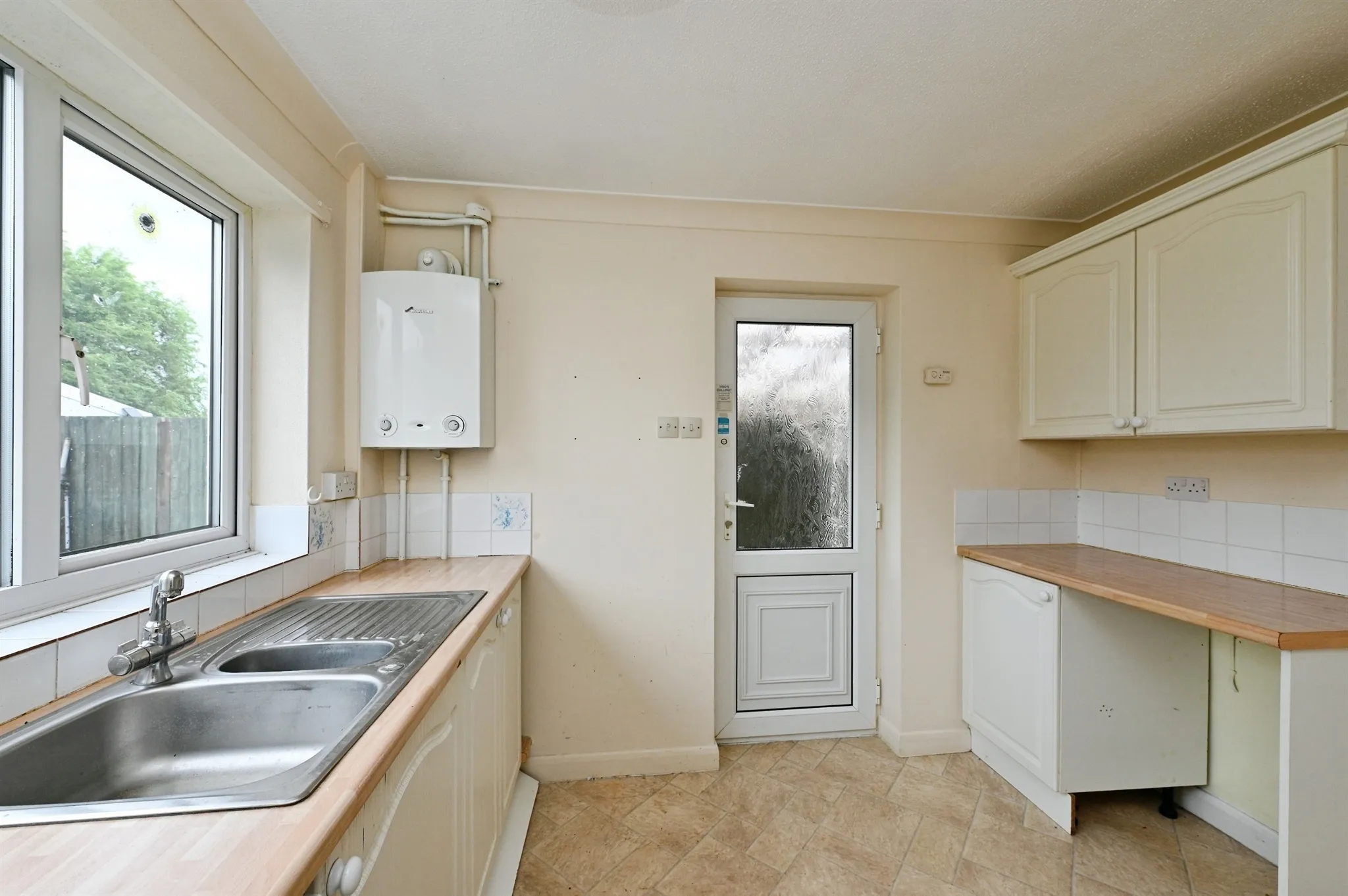 2 bed Bungalow