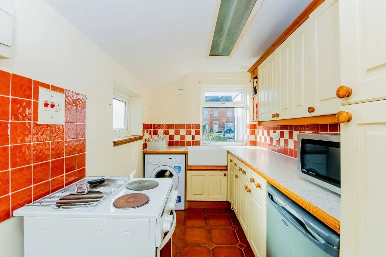 2 bed Semi-Detached