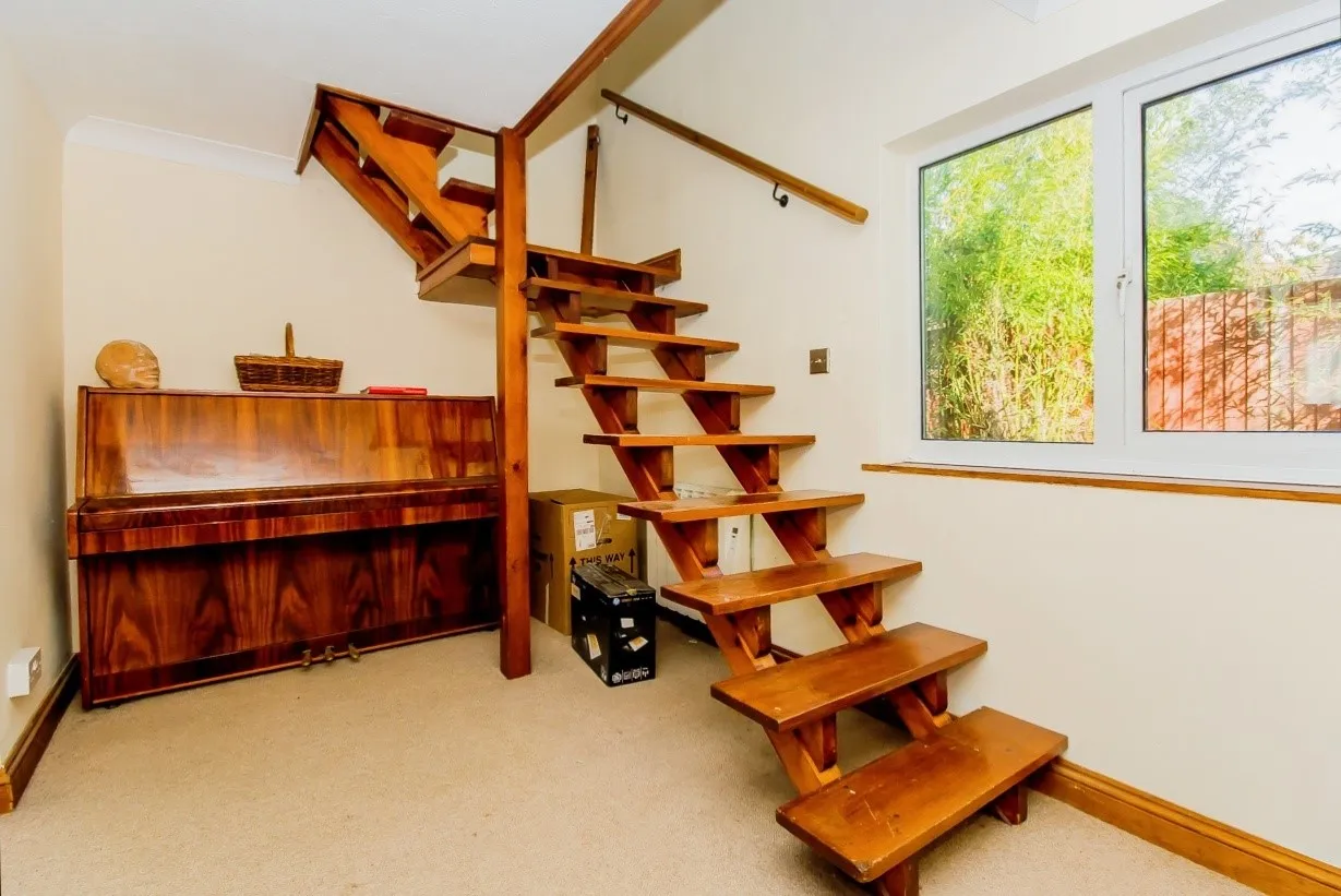 2 bed Semi-Detached