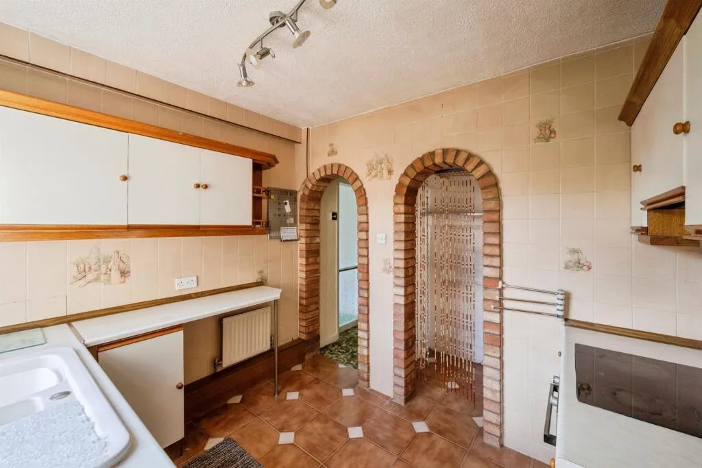 3 bed Semi-Detached