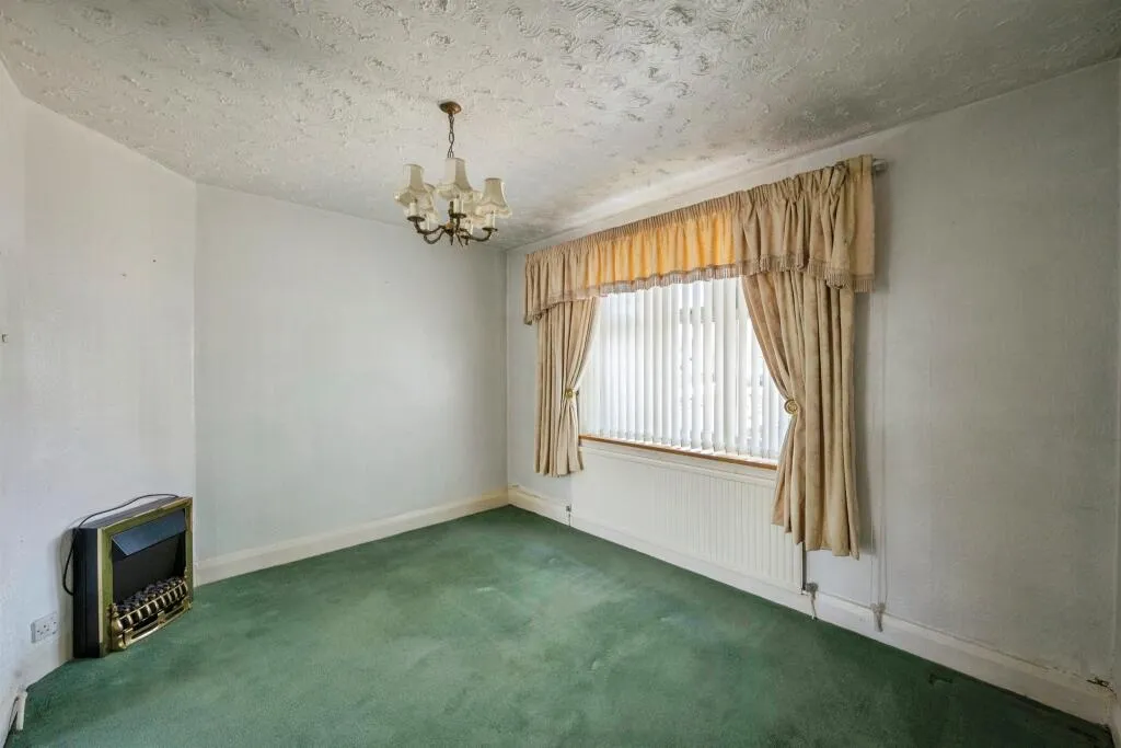 3 bed Semi-Detached