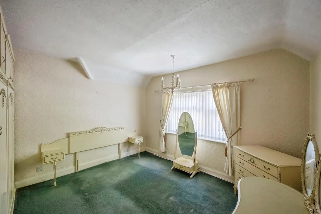 3 bed Semi-Detached