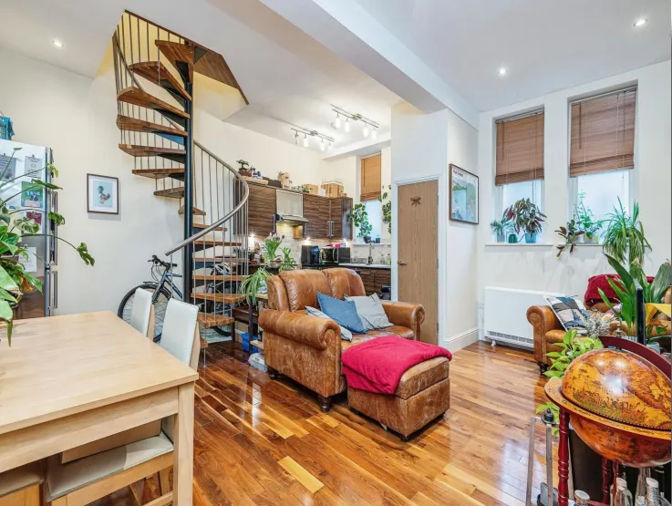 2 bed Barn Conversion