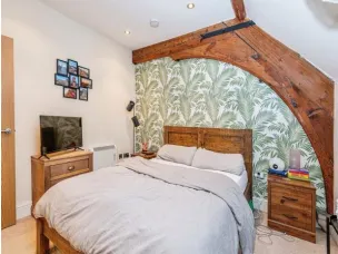 2 bed Barn Conversion