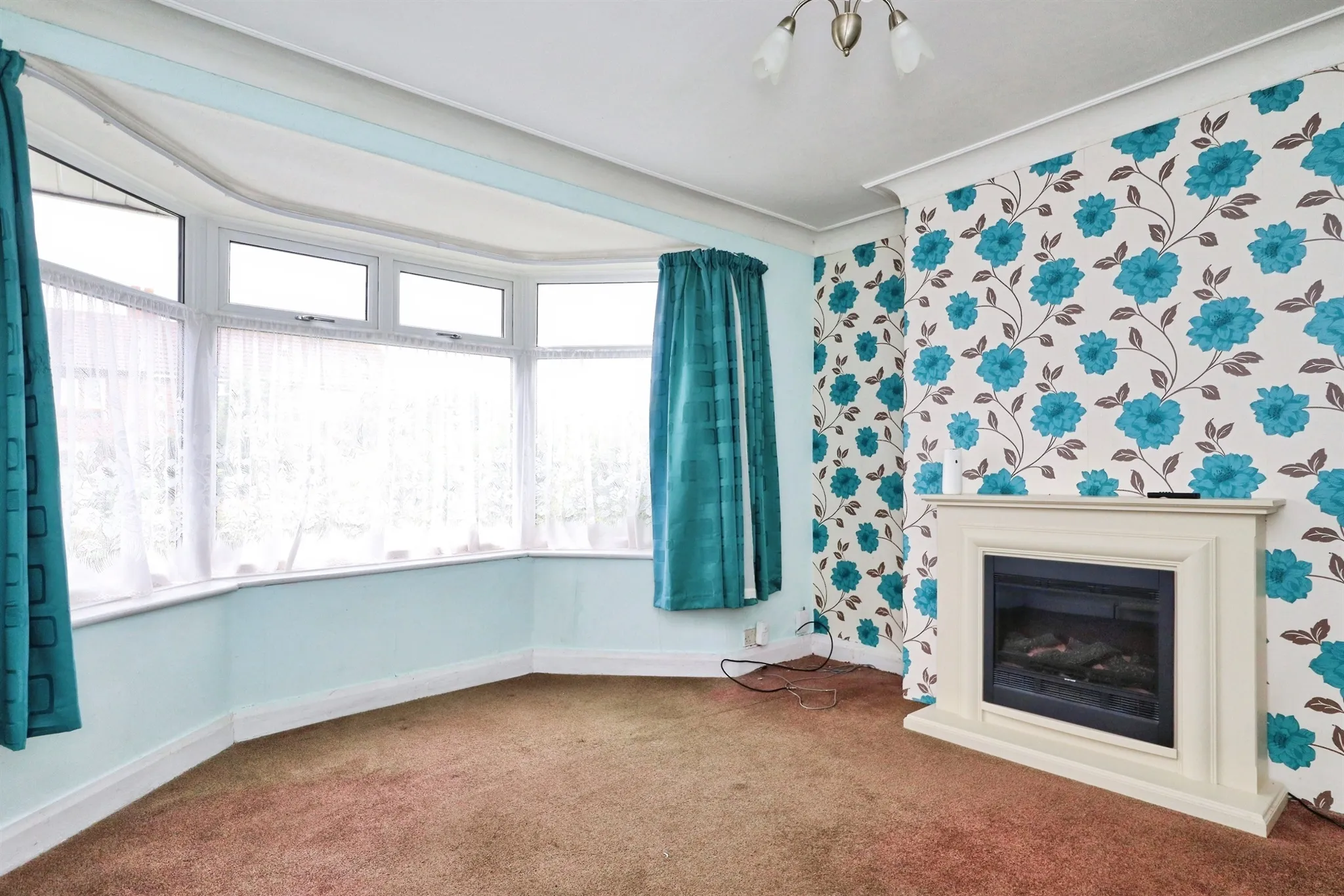 3 bed Semi-Detached