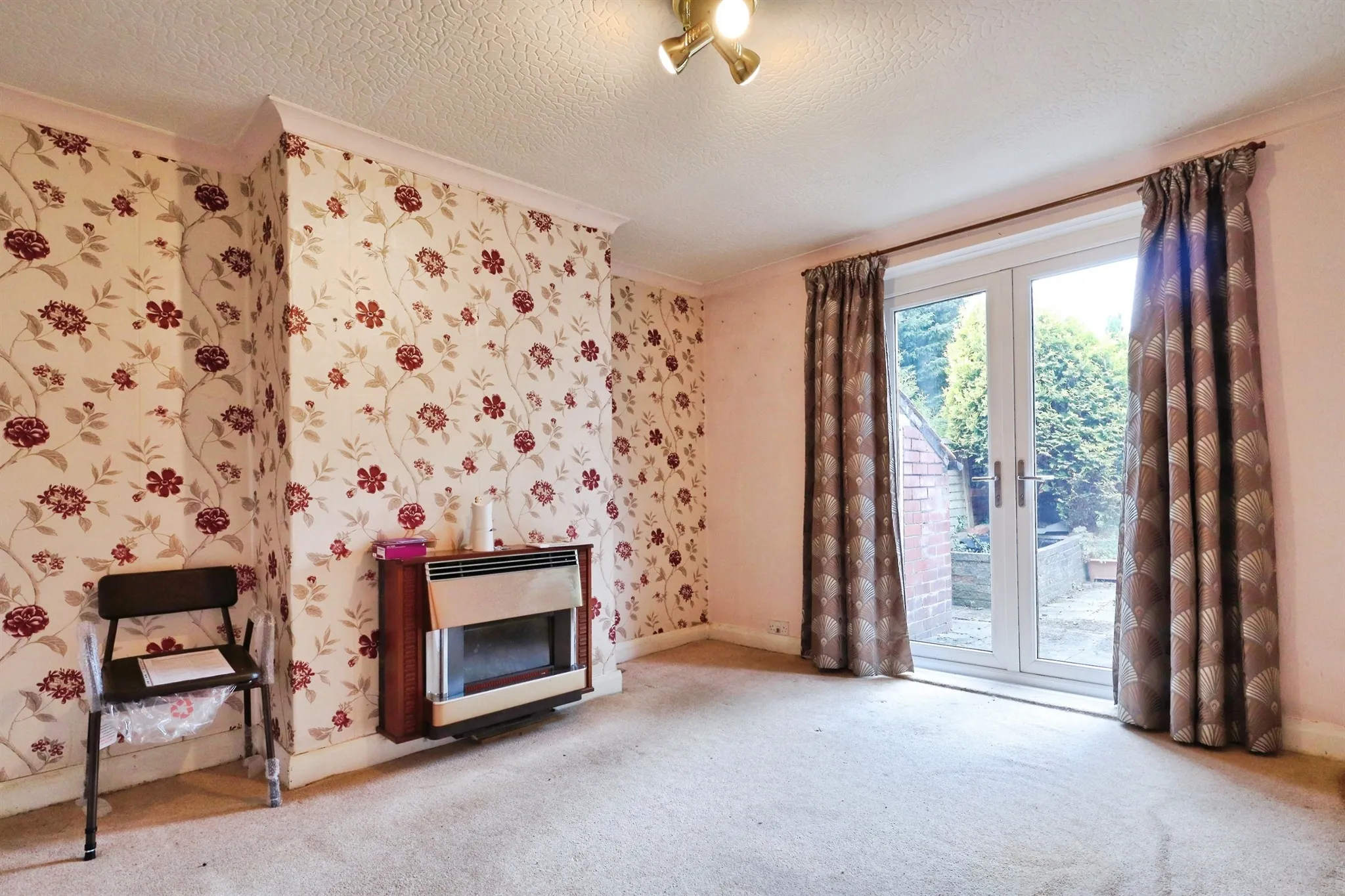 3 bed Semi-Detached