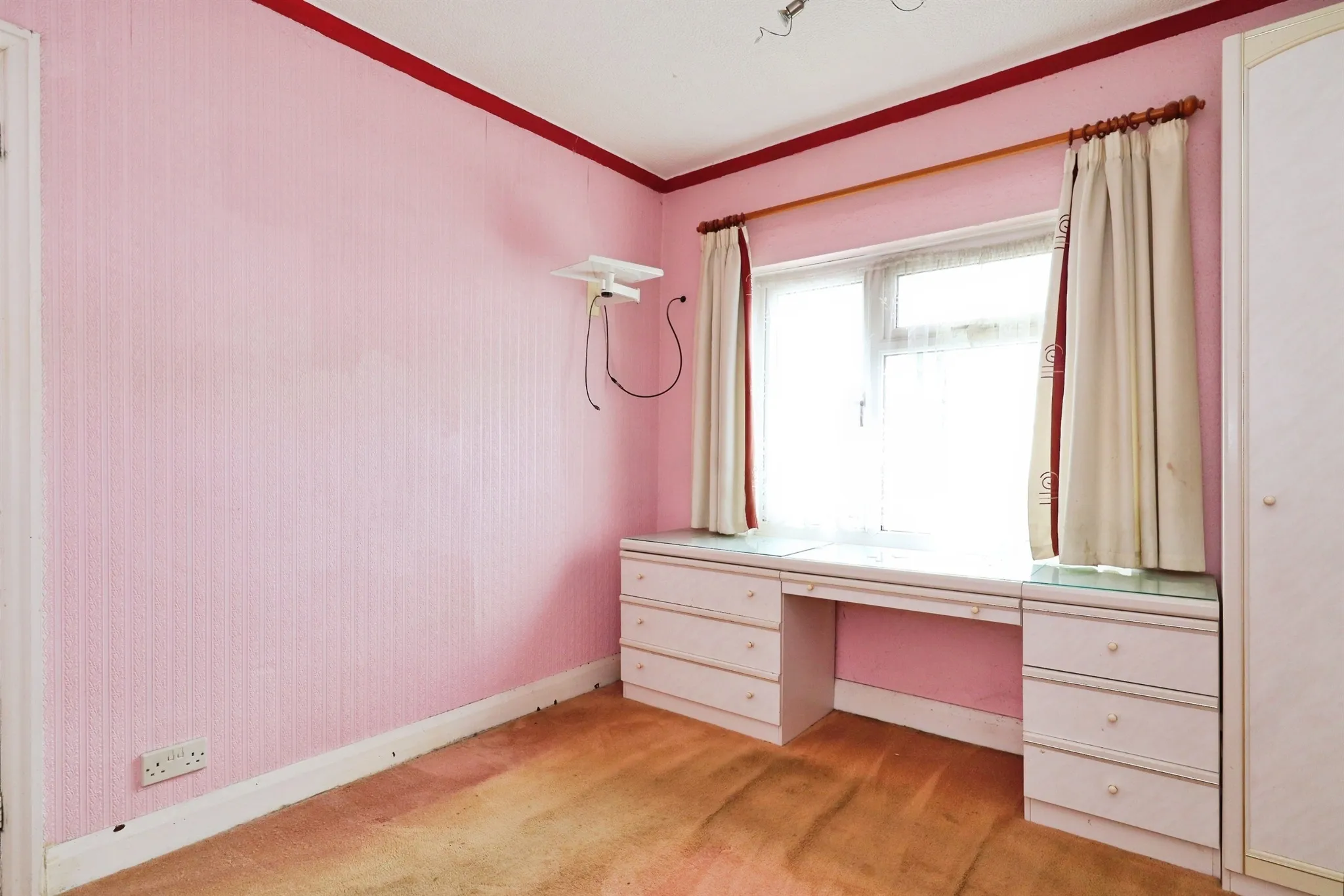 3 bed Semi-Detached