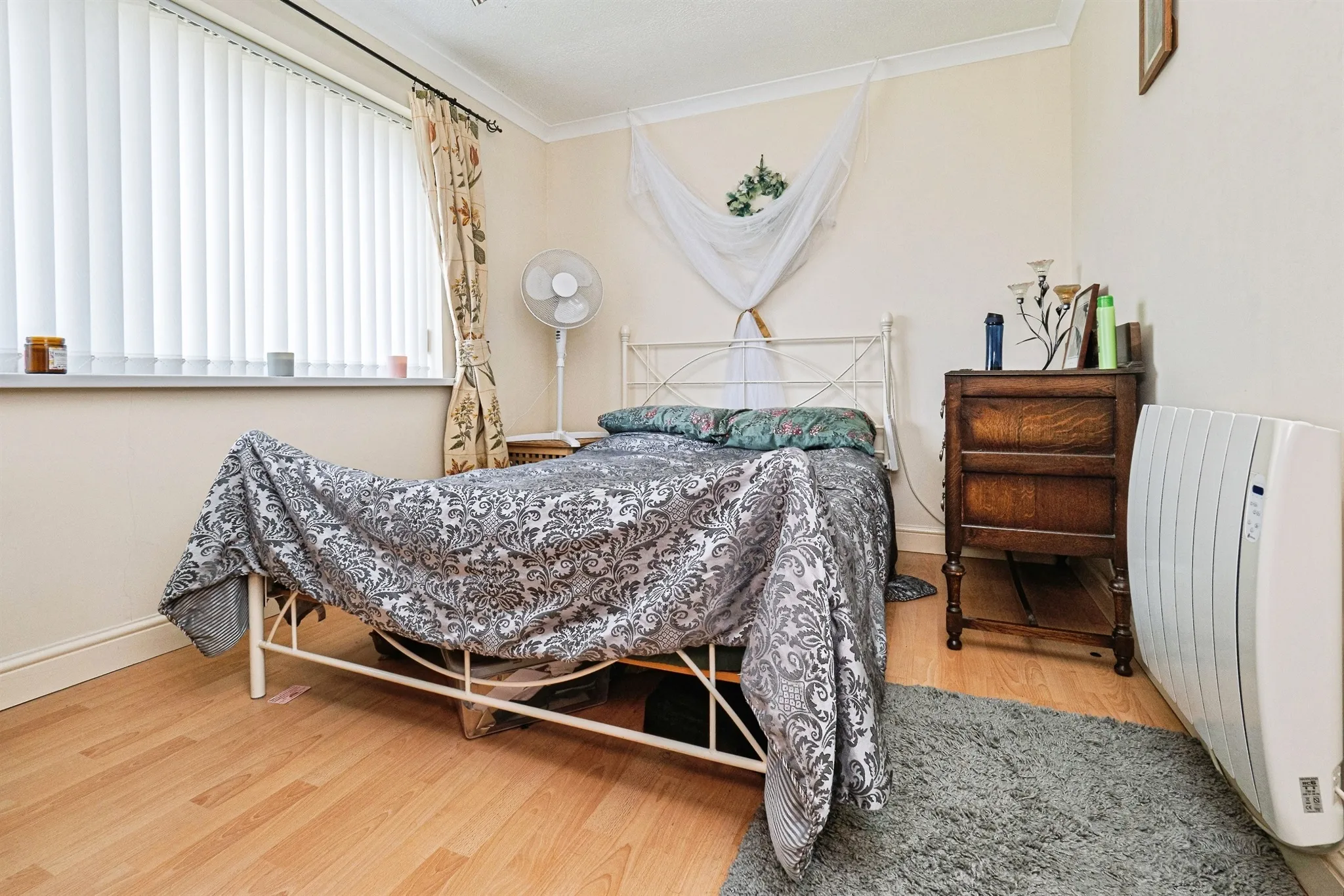 2 bed End of Terrace