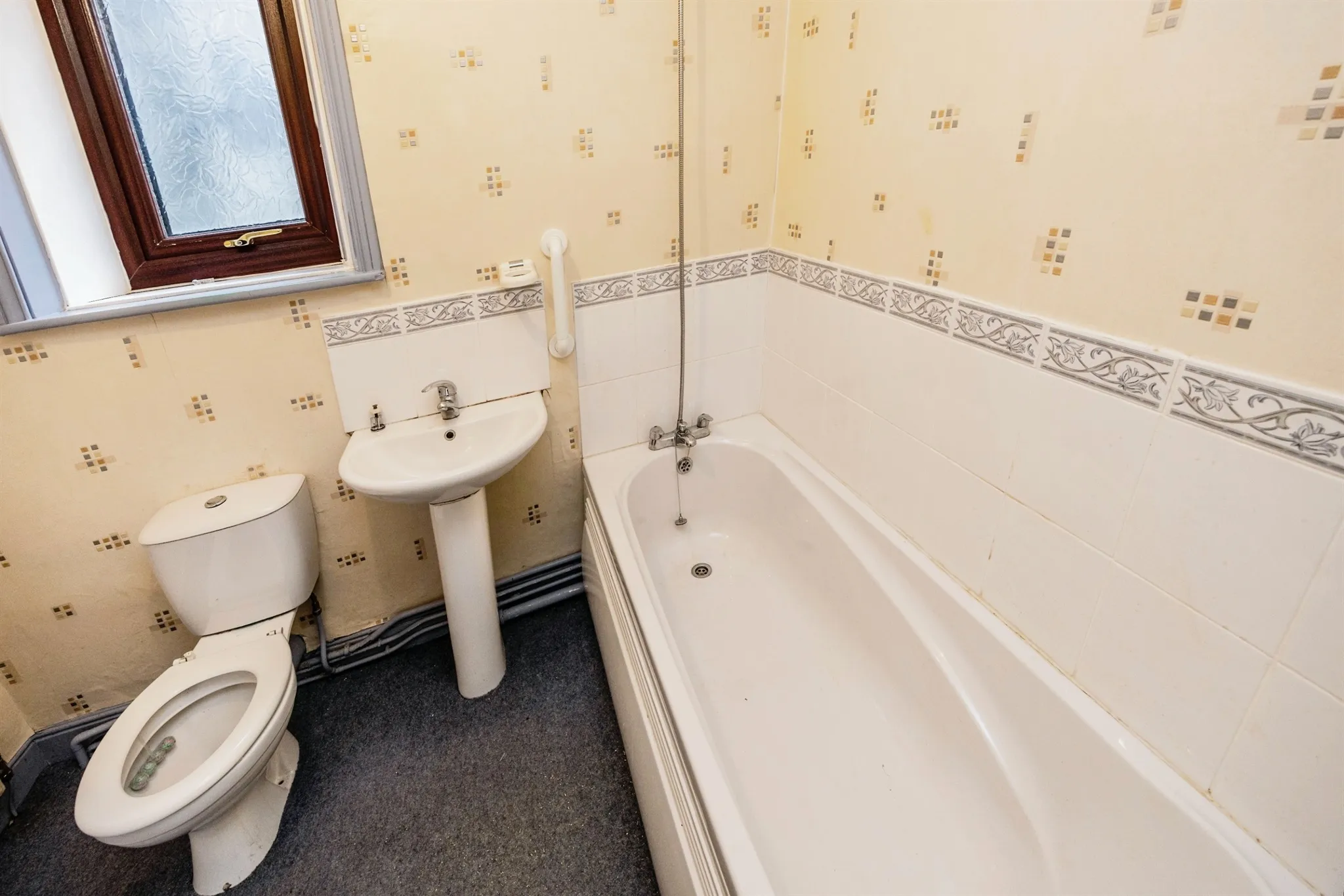 2 bed End of Terrace