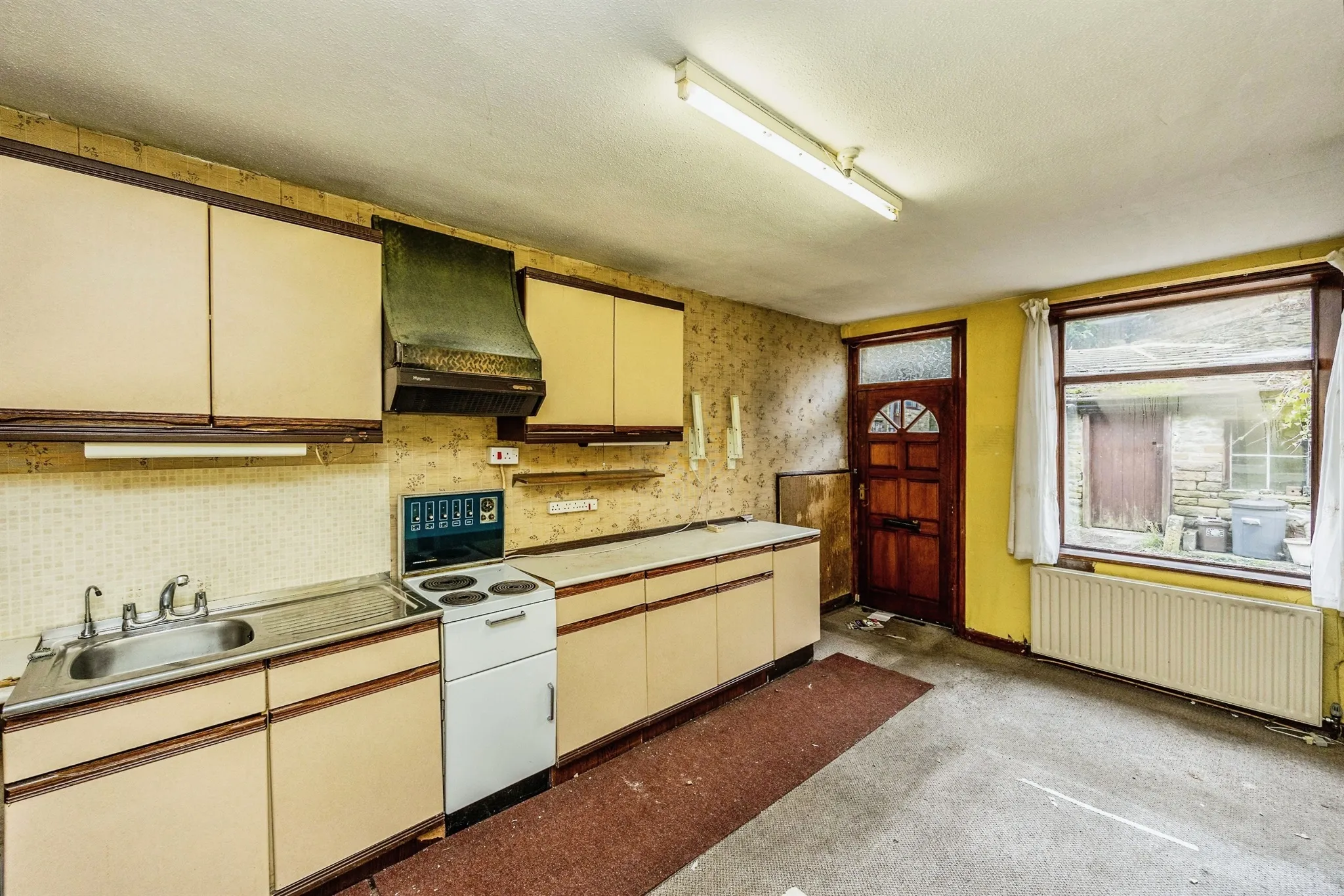 2 bed End of Terrace